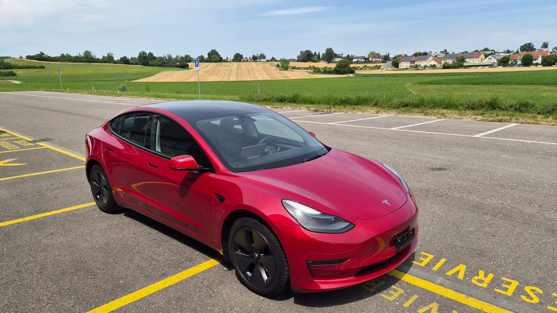 TESLA Model 3 Long Range Dual Motor AWD Facelift-image-2