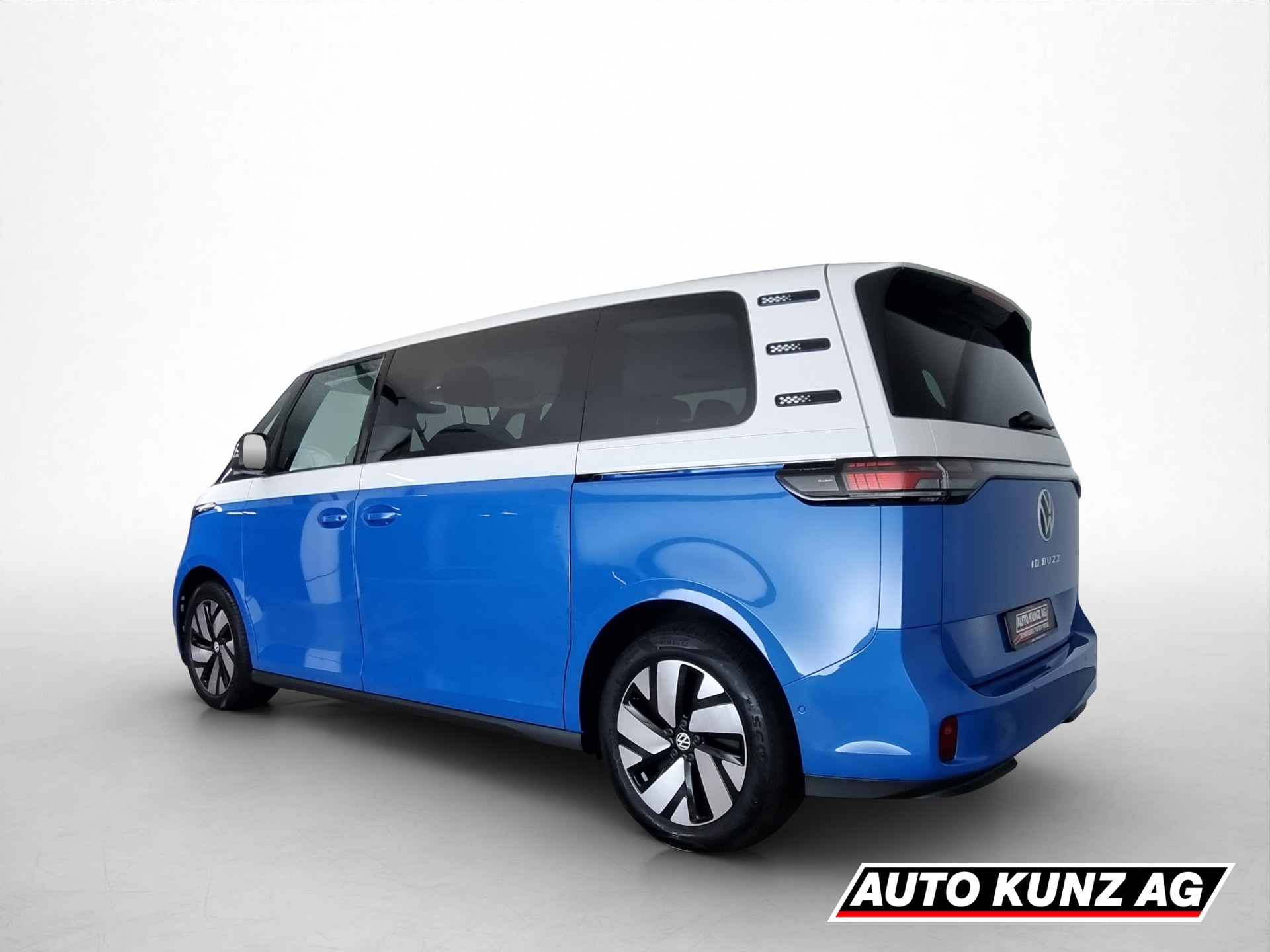 VW ID.Buzz LWB Pro (lang) 7-Sitzer-image-3