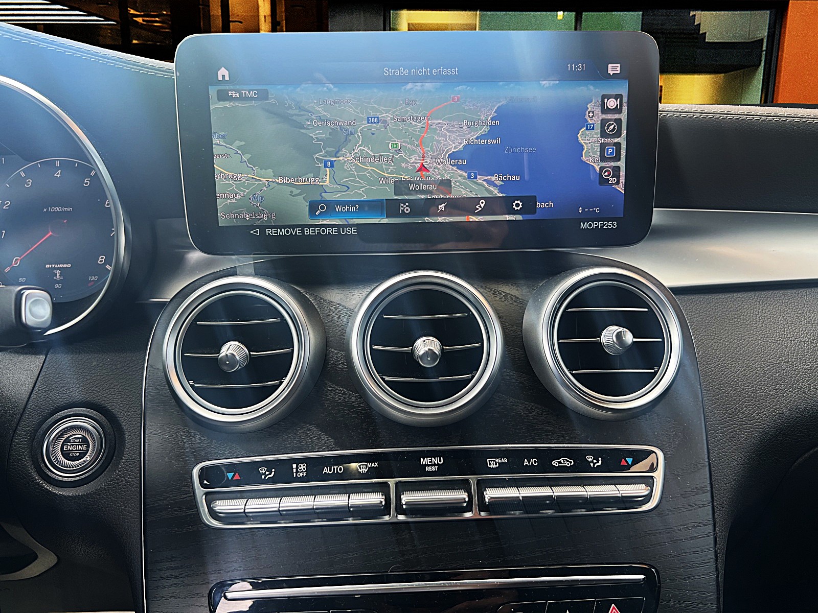 MERCEDES-BENZ GLC 43 AMG 4 Matic / Top Ausstattung-image-12