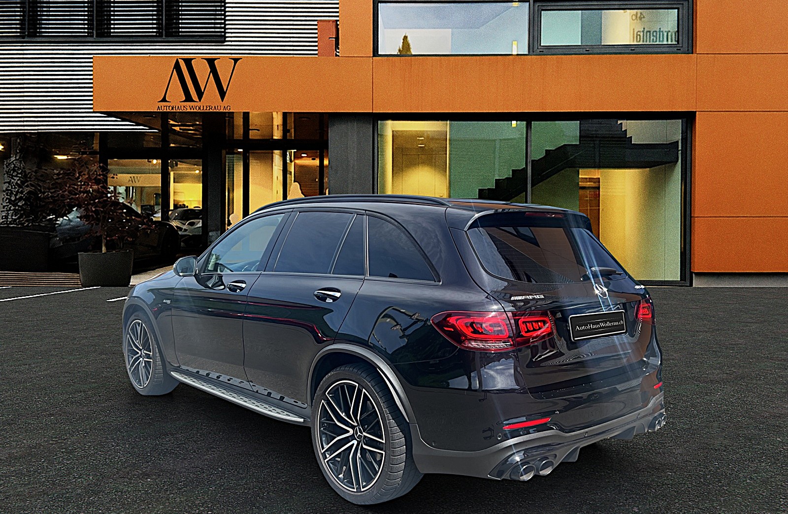 MERCEDES-BENZ GLC 43 AMG 4 Matic / Top Ausstattung-image-3