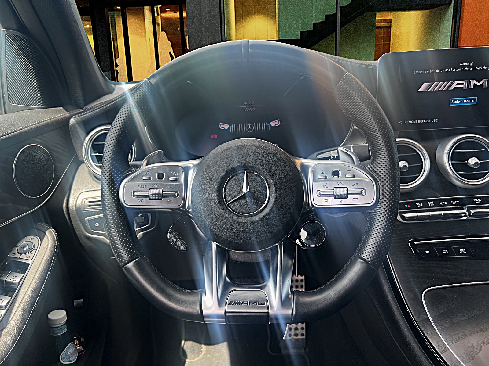 MERCEDES-BENZ GLC 43 AMG 4 Matic / Top Ausstattung-image-6