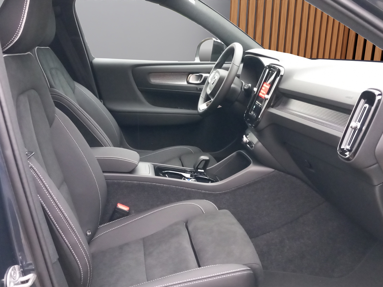 VOLVO EX40 XCENTRIC Twin Ultra AWD-image-11