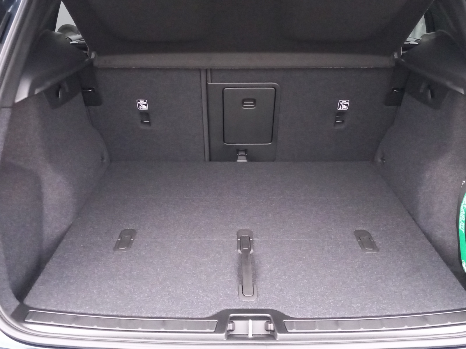 VOLVO EX40 XCENTRIC Twin Ultra AWD-image-19