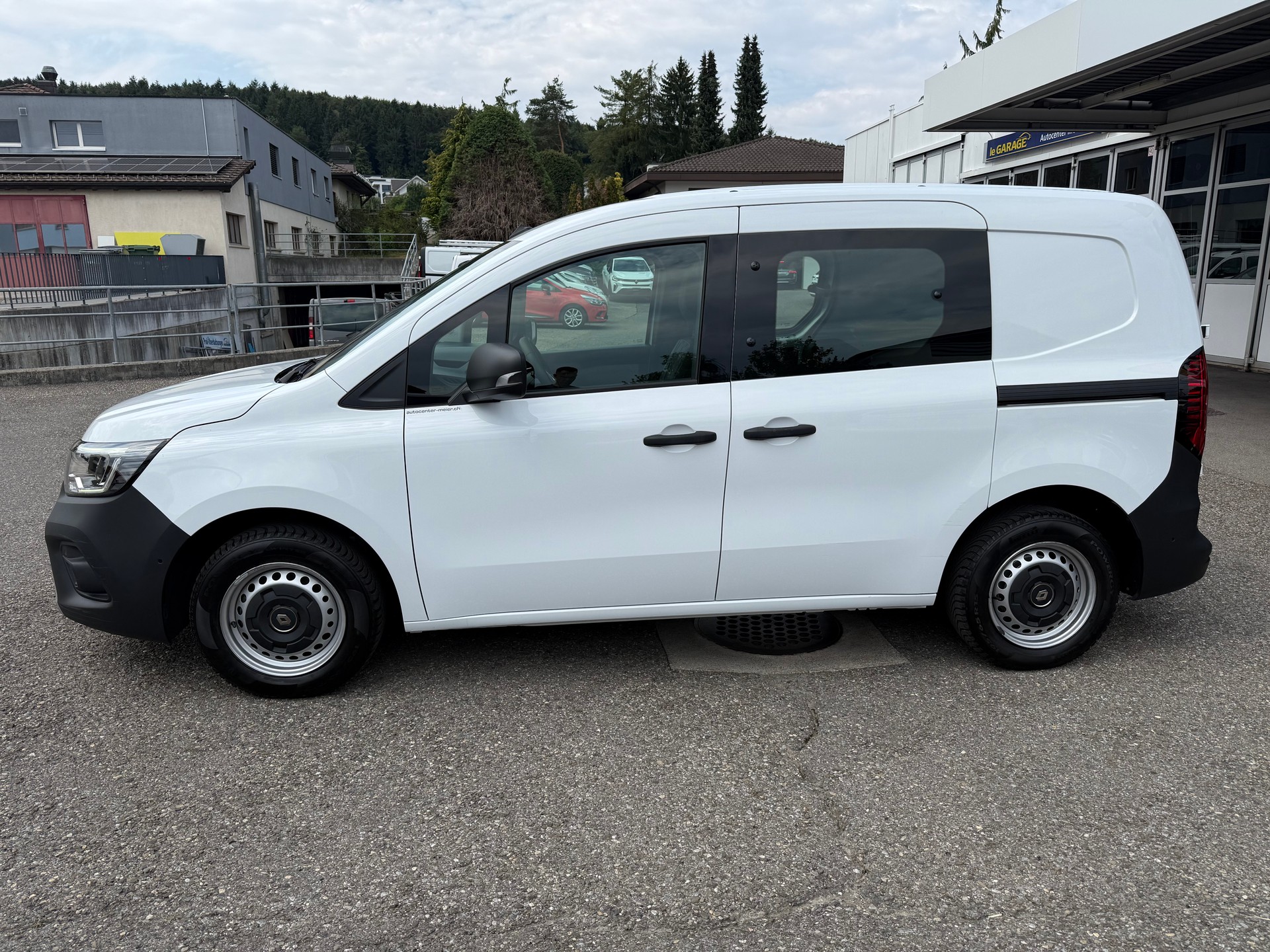 RENAULT Kangoo Van 1.5 dCi Standard 95 Extra-showroom-element-2