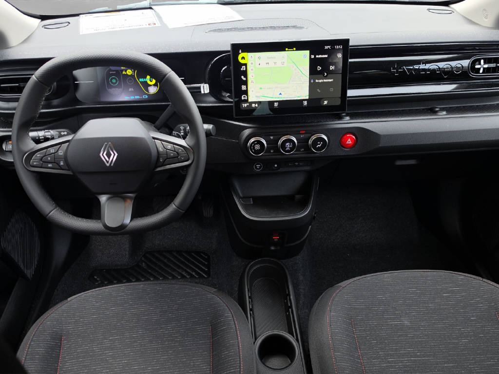 RENAULT Twingo E-Tech Urban Range techno-image-4