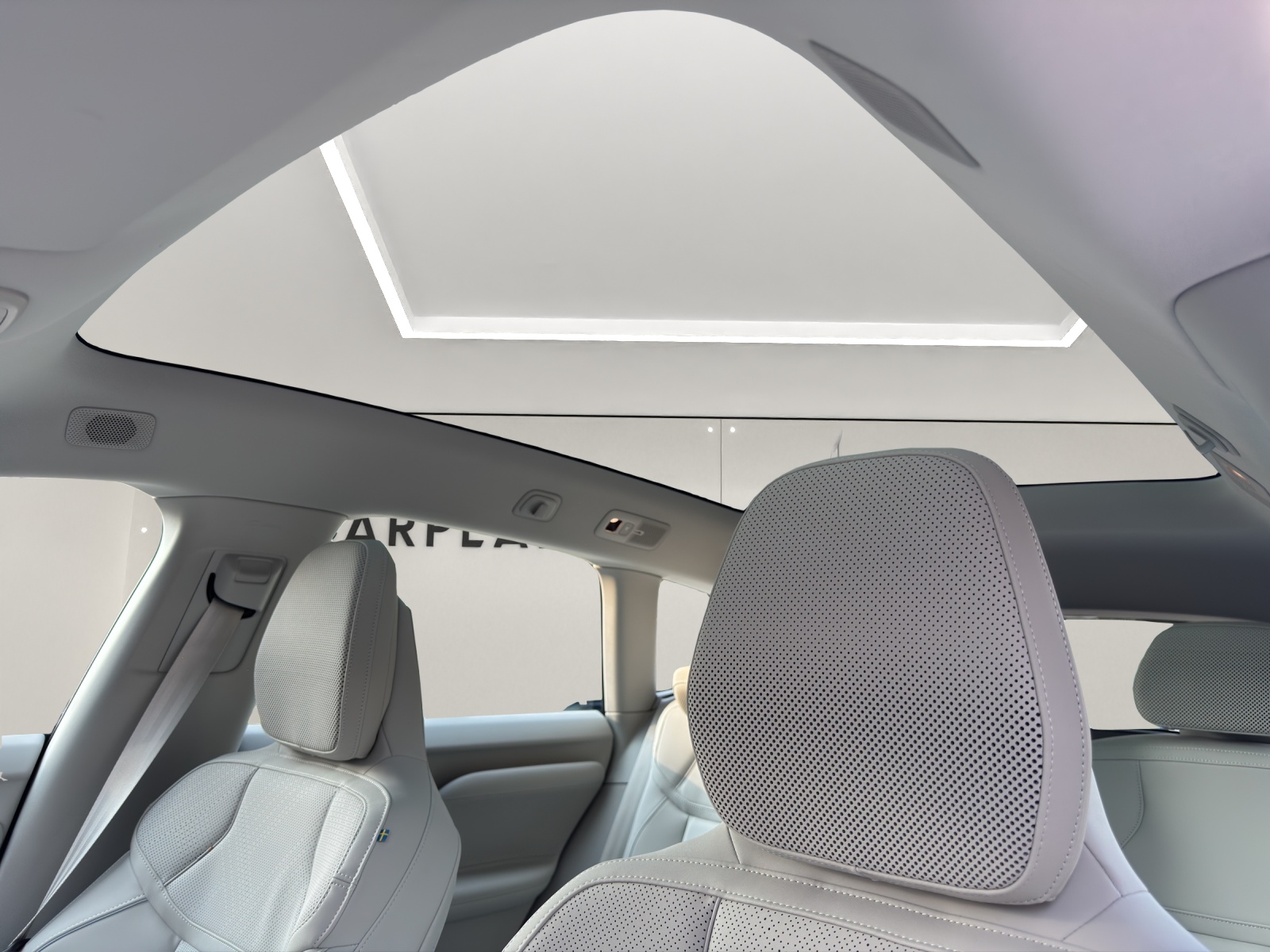 VOLVO EX60 Twin Ultra AWD-image-12