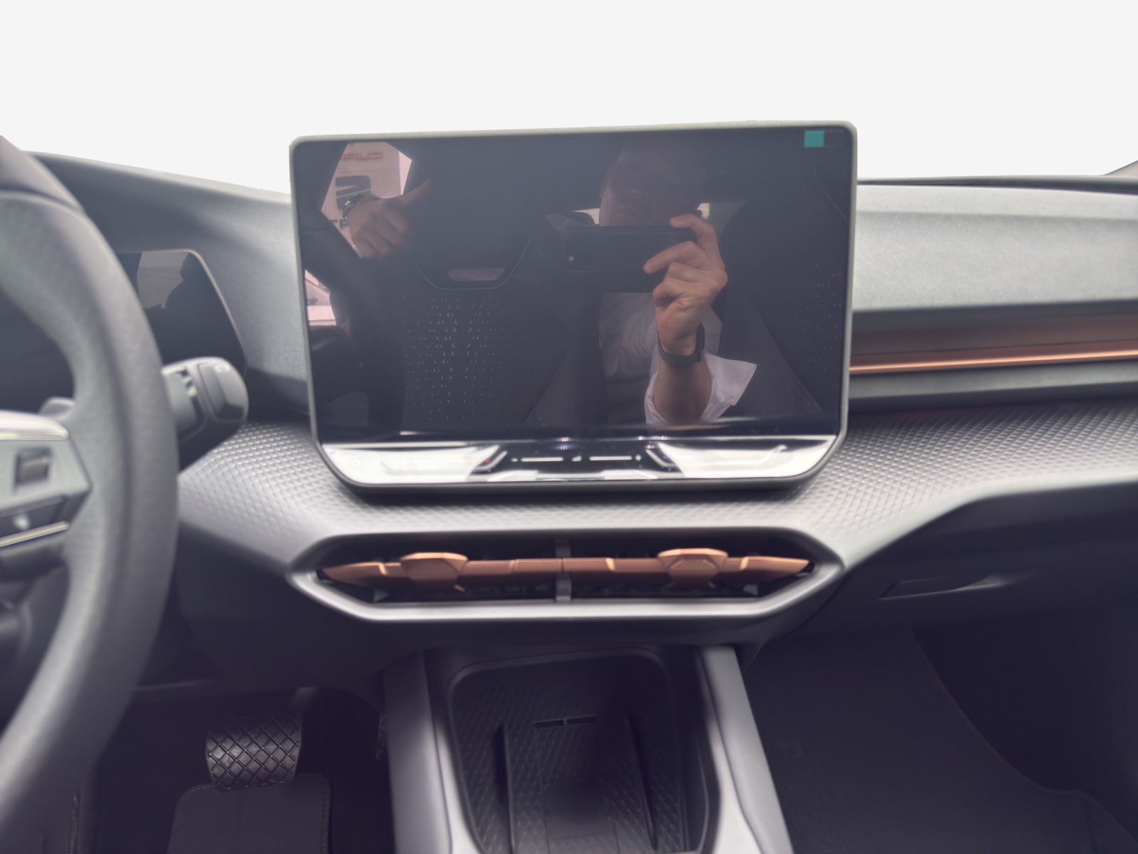 CUPRA Raval 52 kWh Dynamic+ Launch Edition-image-10