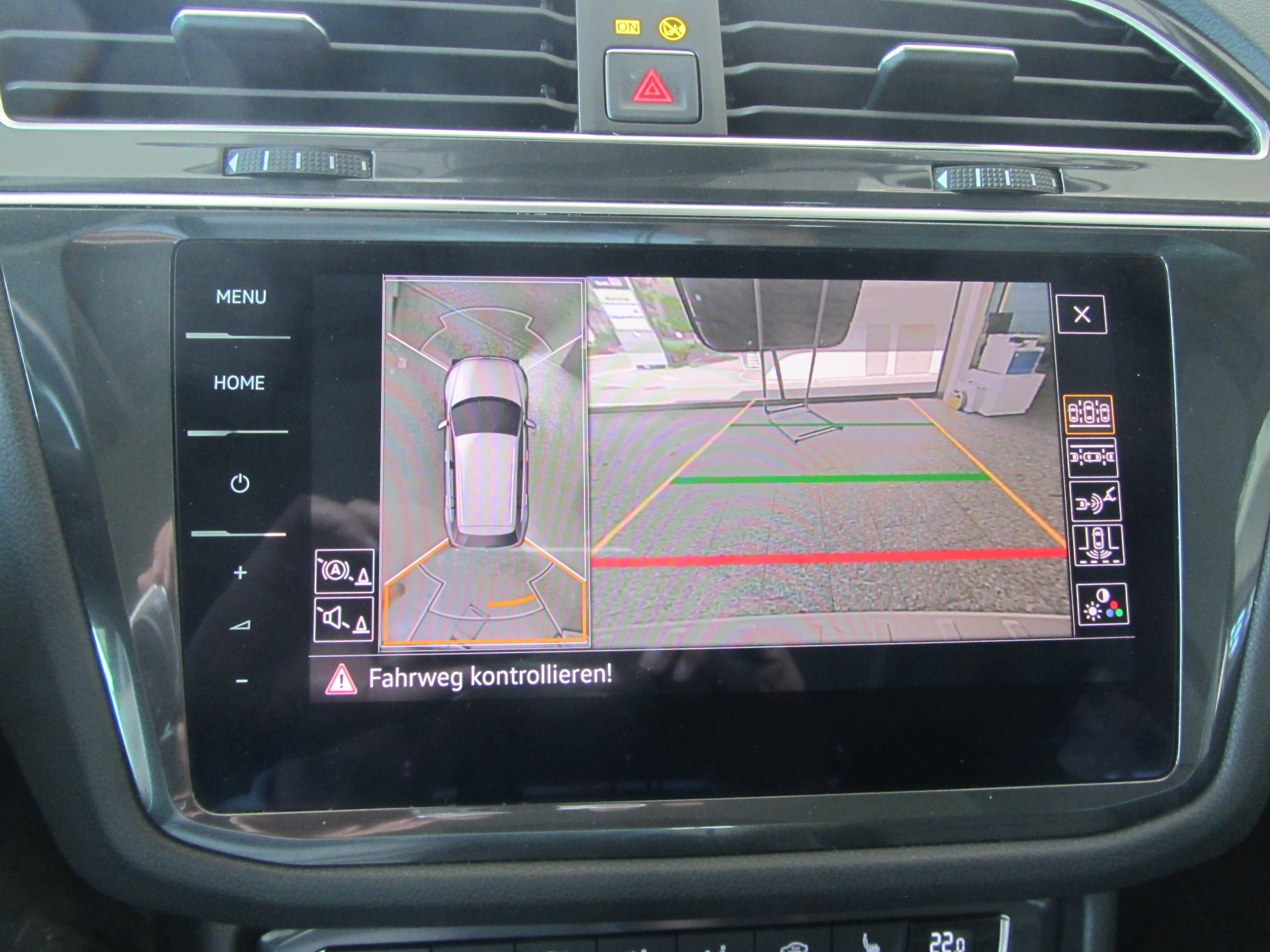 VW Tiguan 2.0 TDI SCR Highline 4Motion DSG-image-9