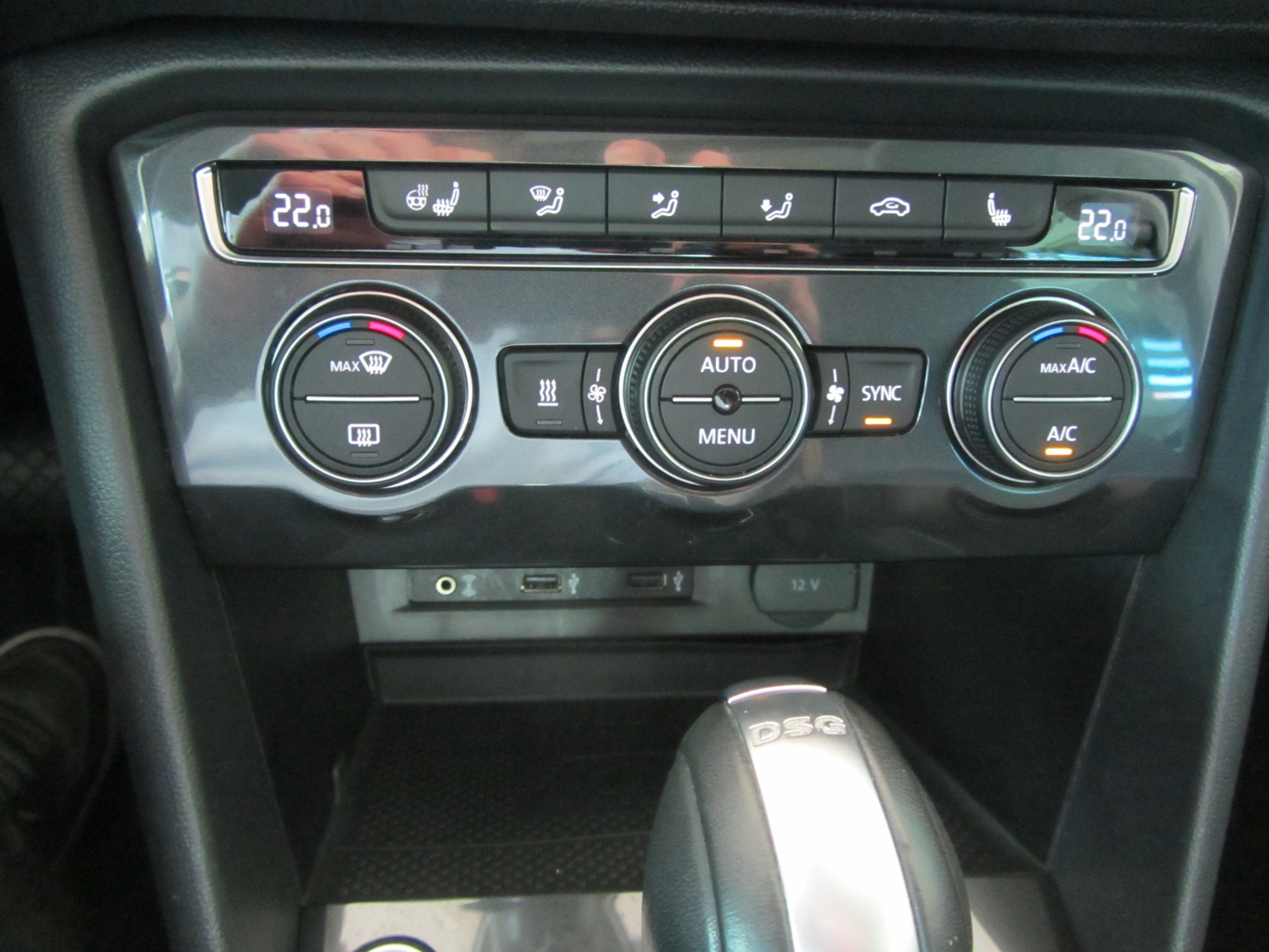 VW Tiguan 2.0 TDI SCR Highline 4Motion DSG-image-7