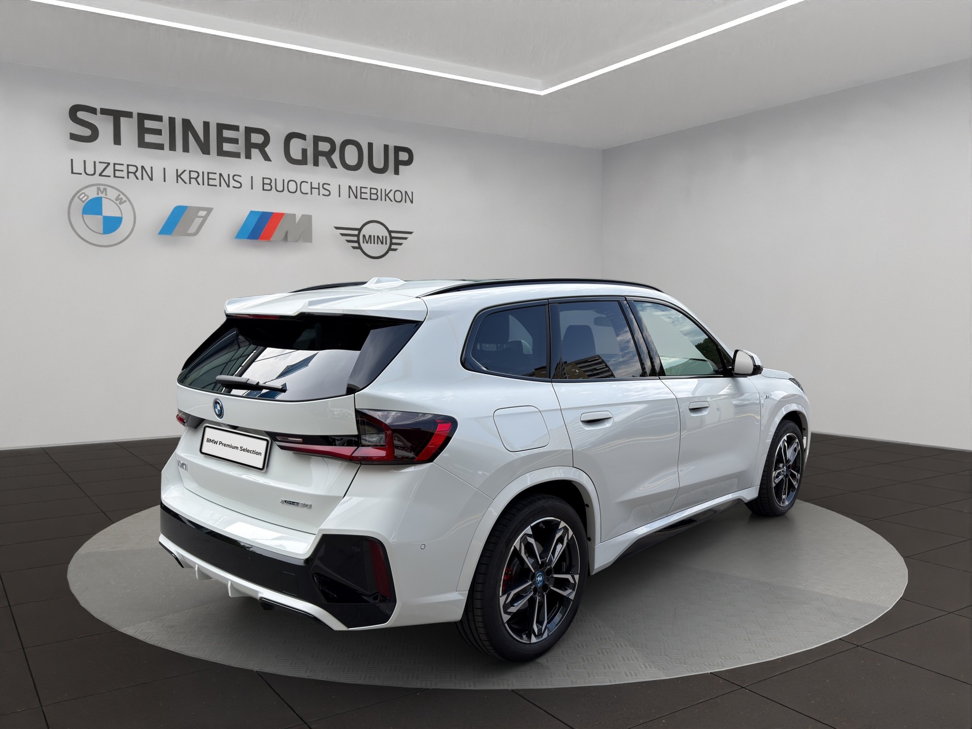 BMW iX1 xDrive 30 M Sport Pro-image-5