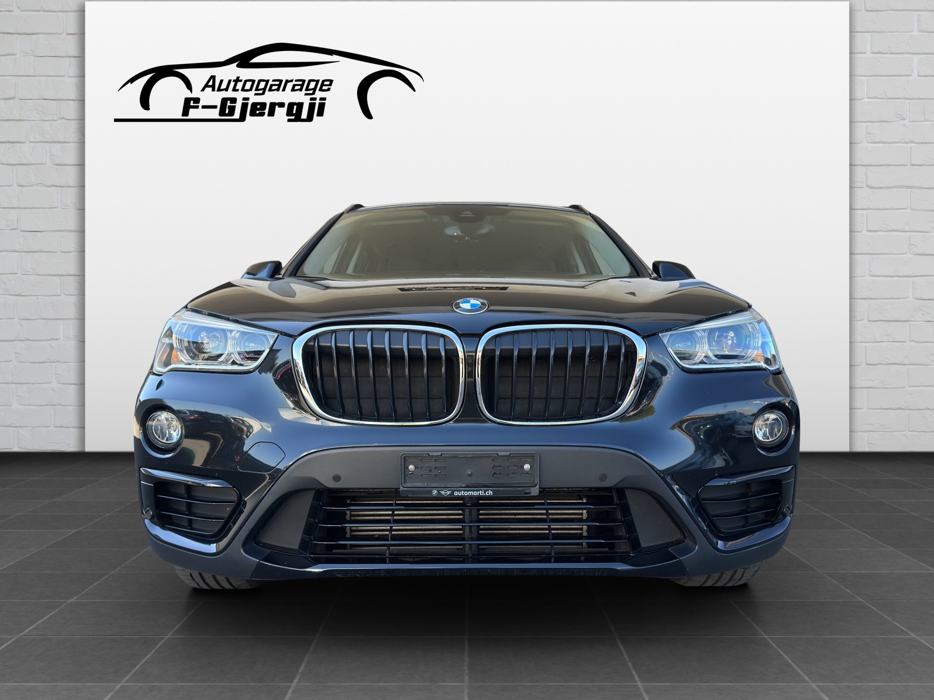 BMW X1 xDrive 18d xLine Steptronic-showroom-element-2