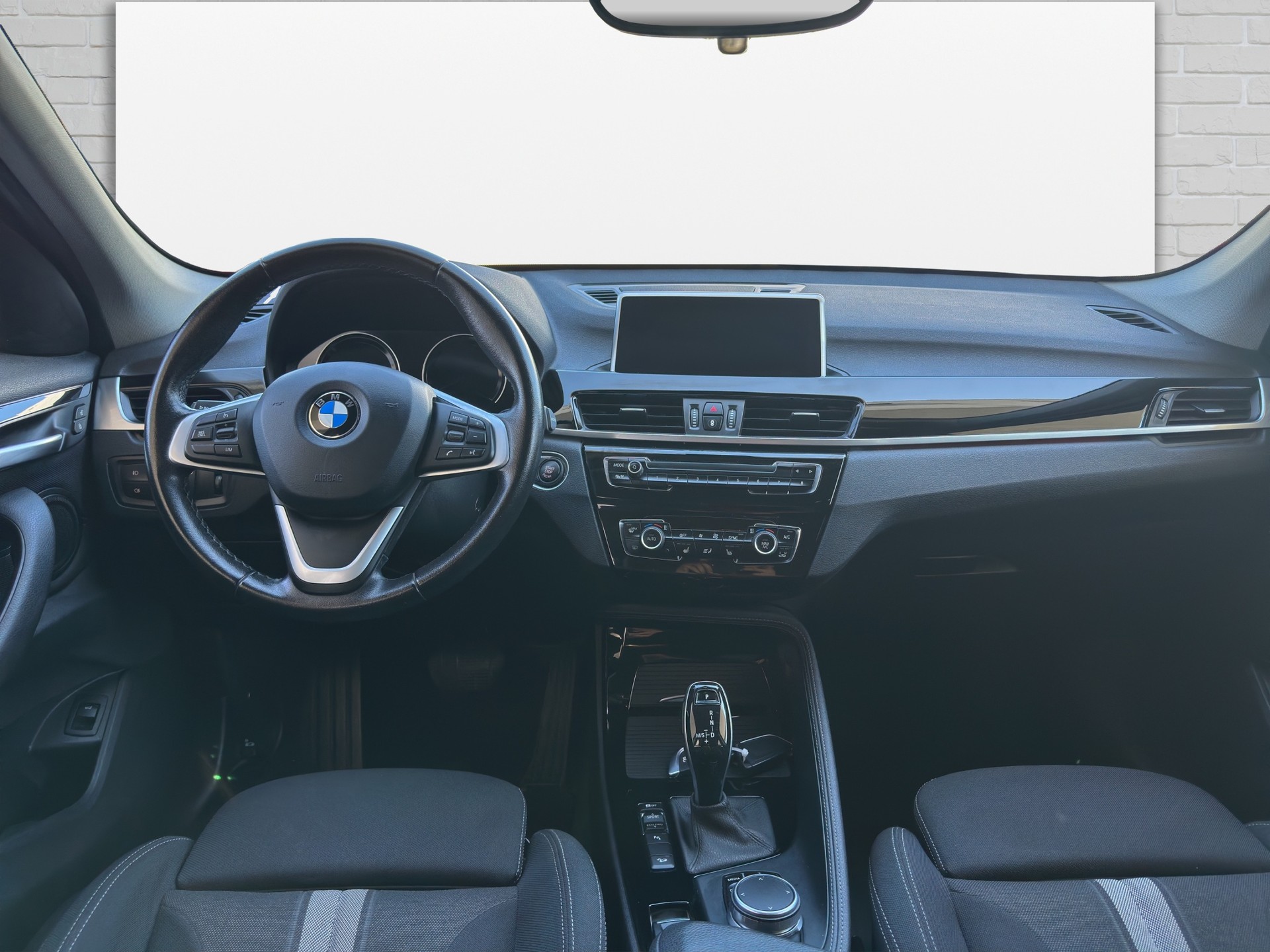 BMW X1 xDrive 18d xLine Steptronic-image-8