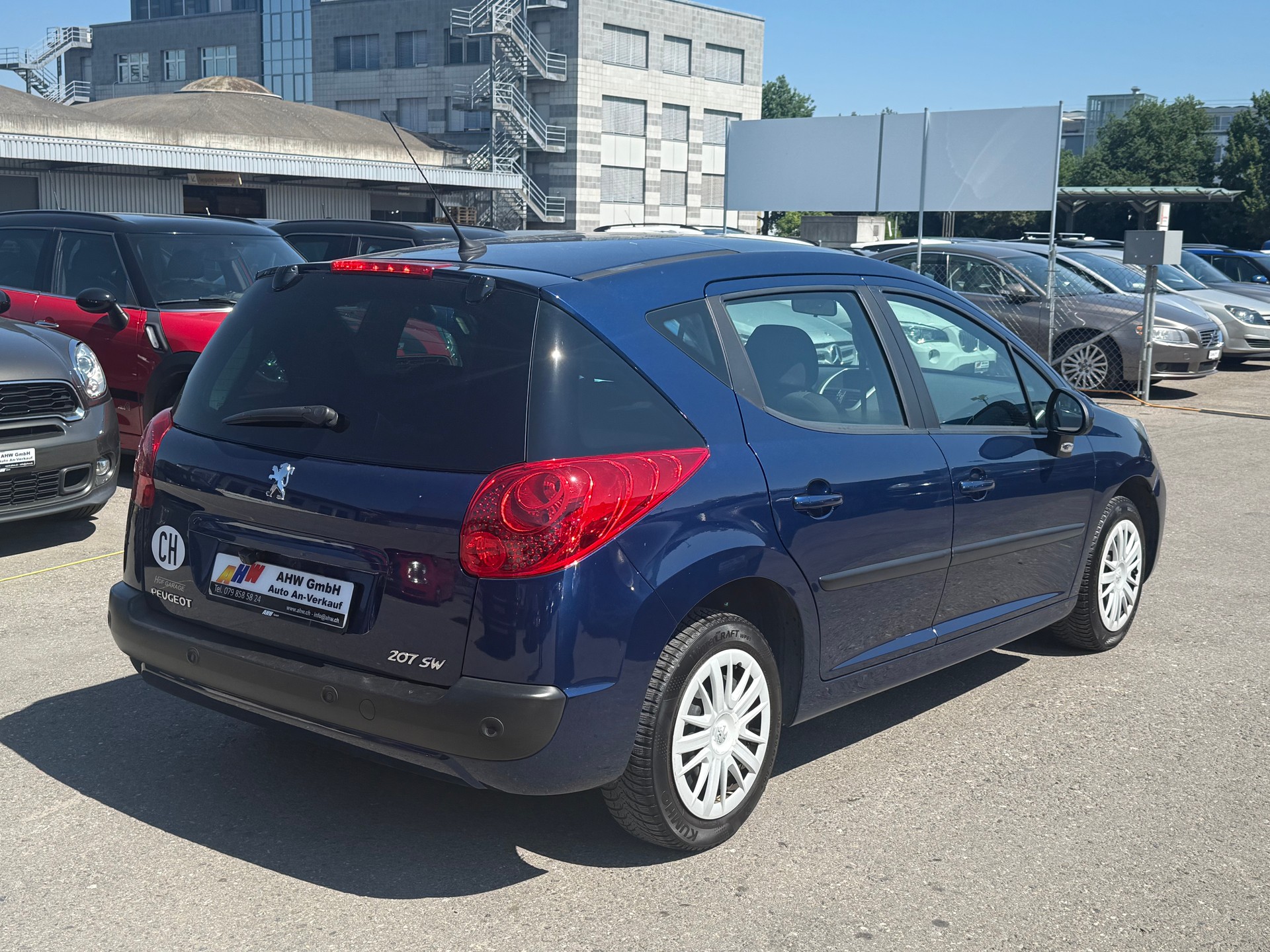 PEUGEOT 207 SW 1.6 16V Sport Automatic / Frisch ab MFK & Service / Rückfahrkamera / Klima / PDC / Tempomat / Panoramadach-image-3