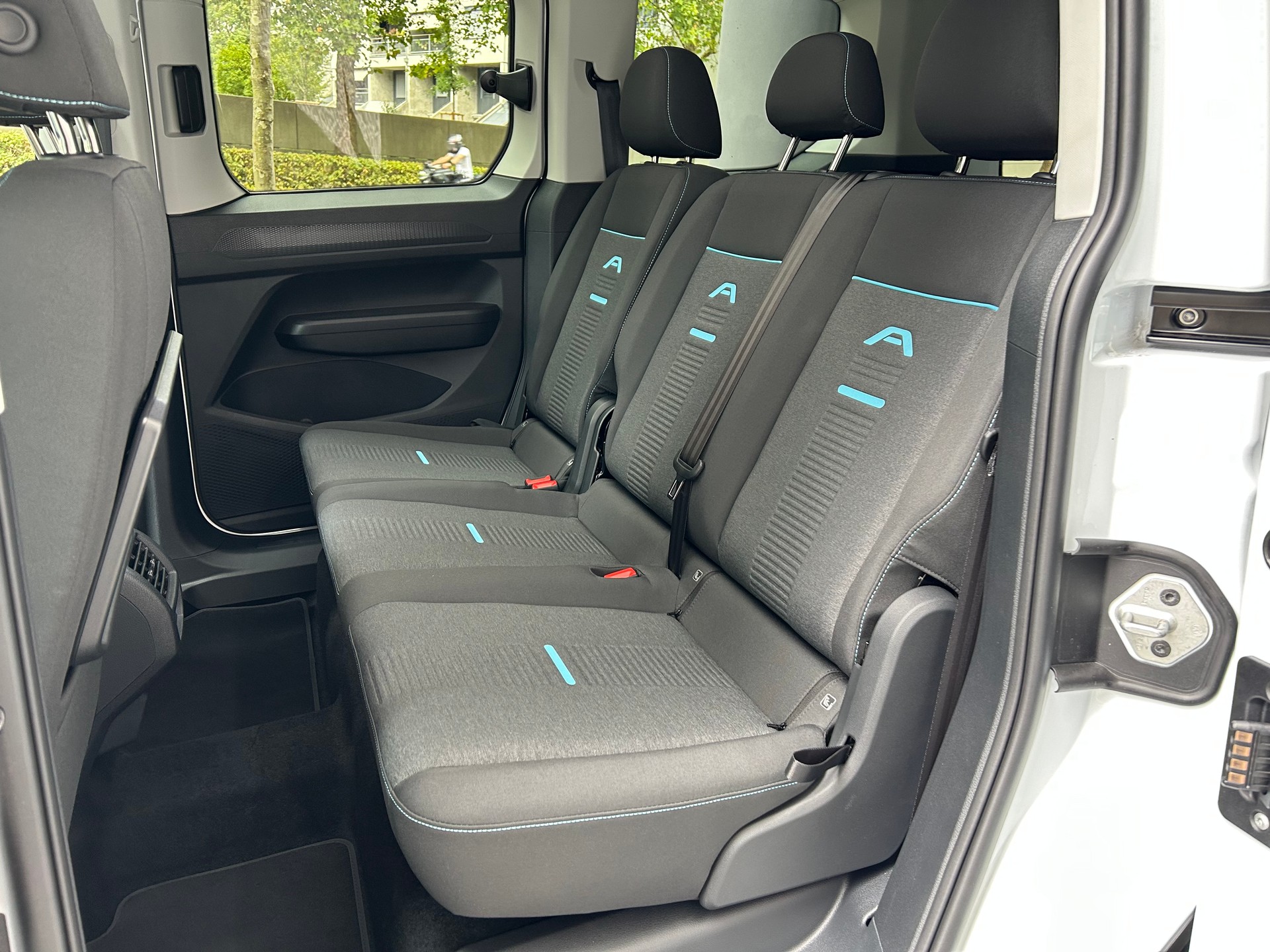 FORD Tourneo Connect 1.5 PHEV Active Automat-image-15