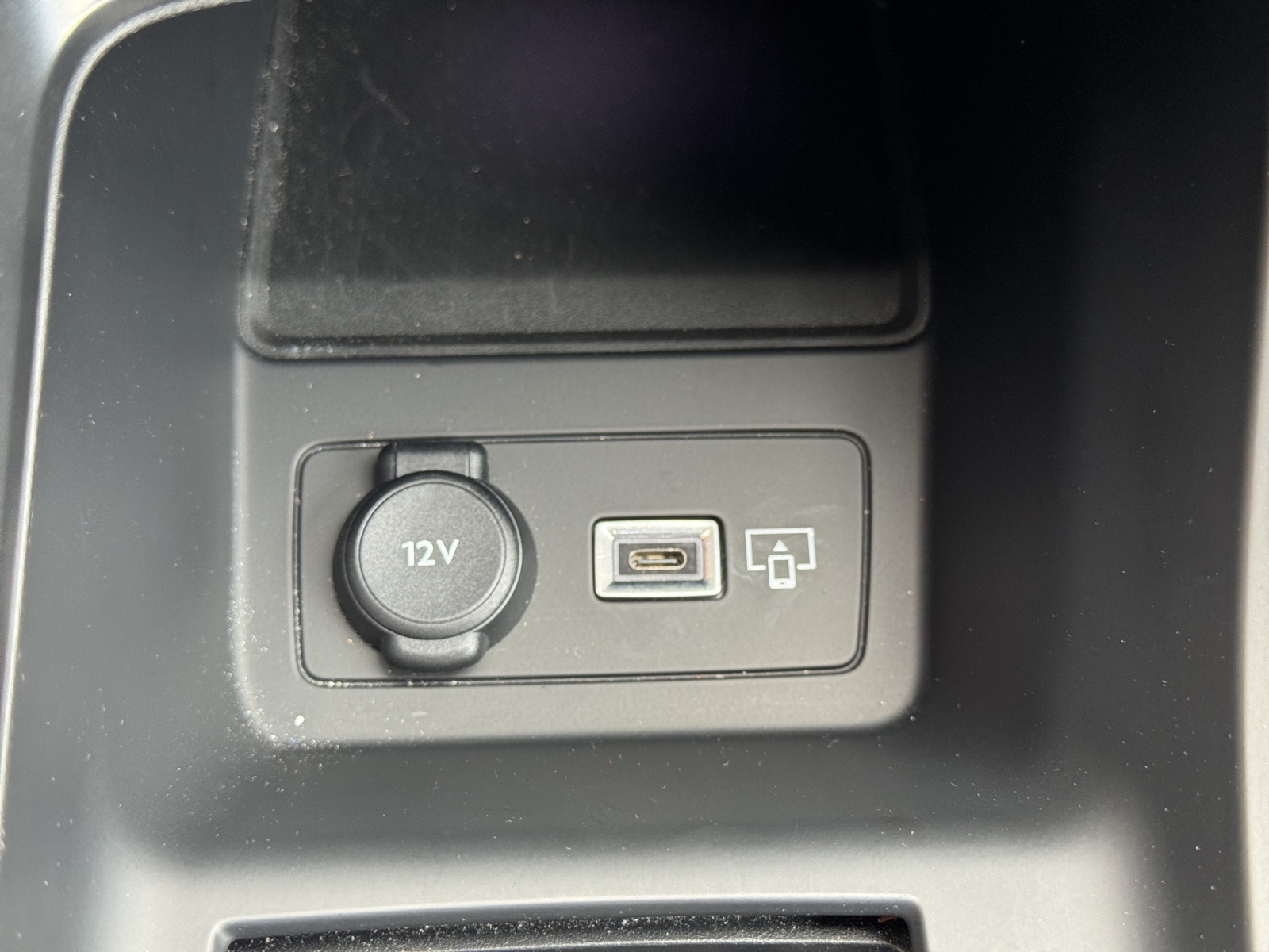 PEUGEOT 308 1.2 Allure Pack EAT8-image-10