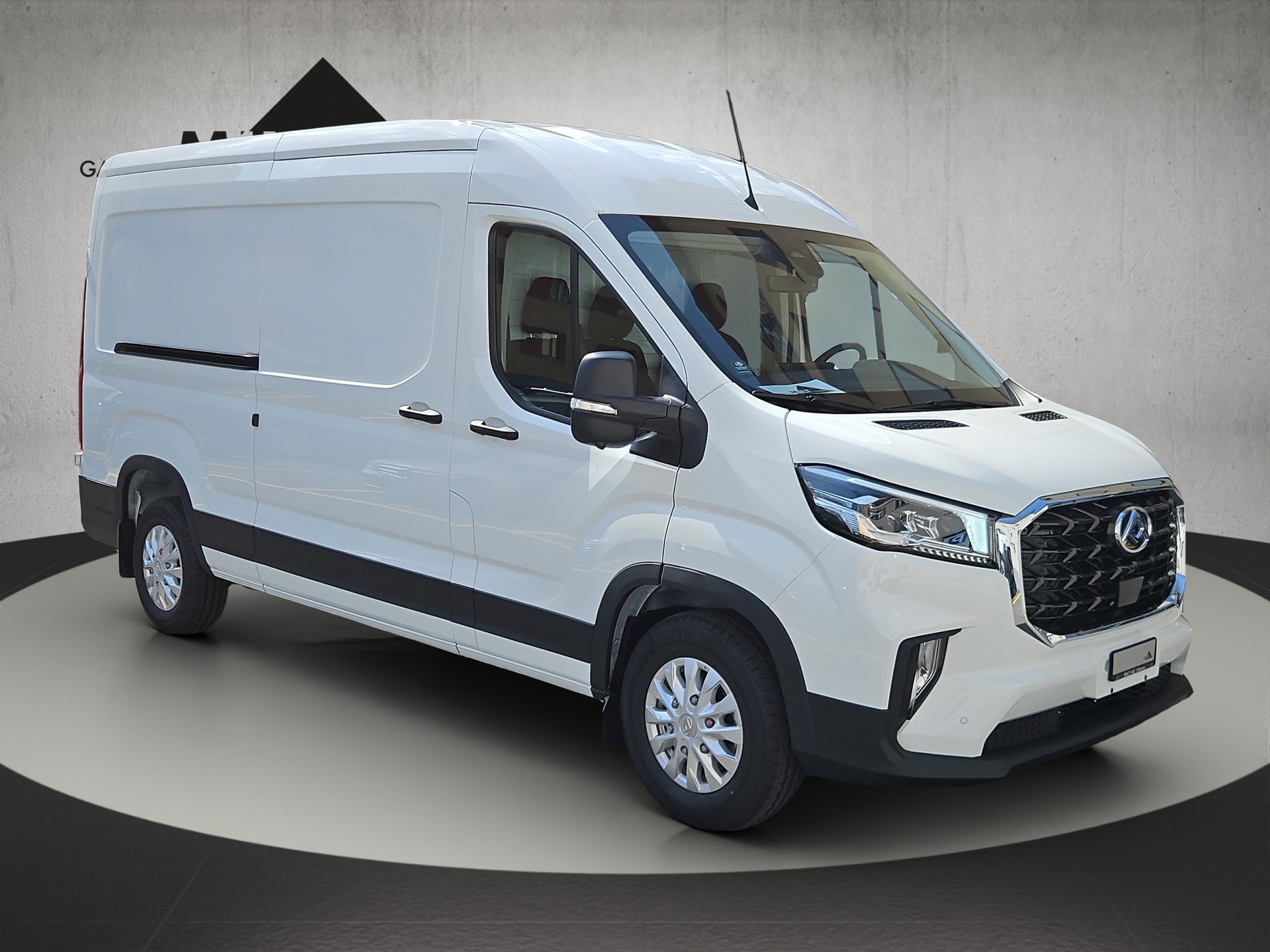 MAXUS Deliver 9 Kaw. L3H2 2.0 TD Luxury-image-1