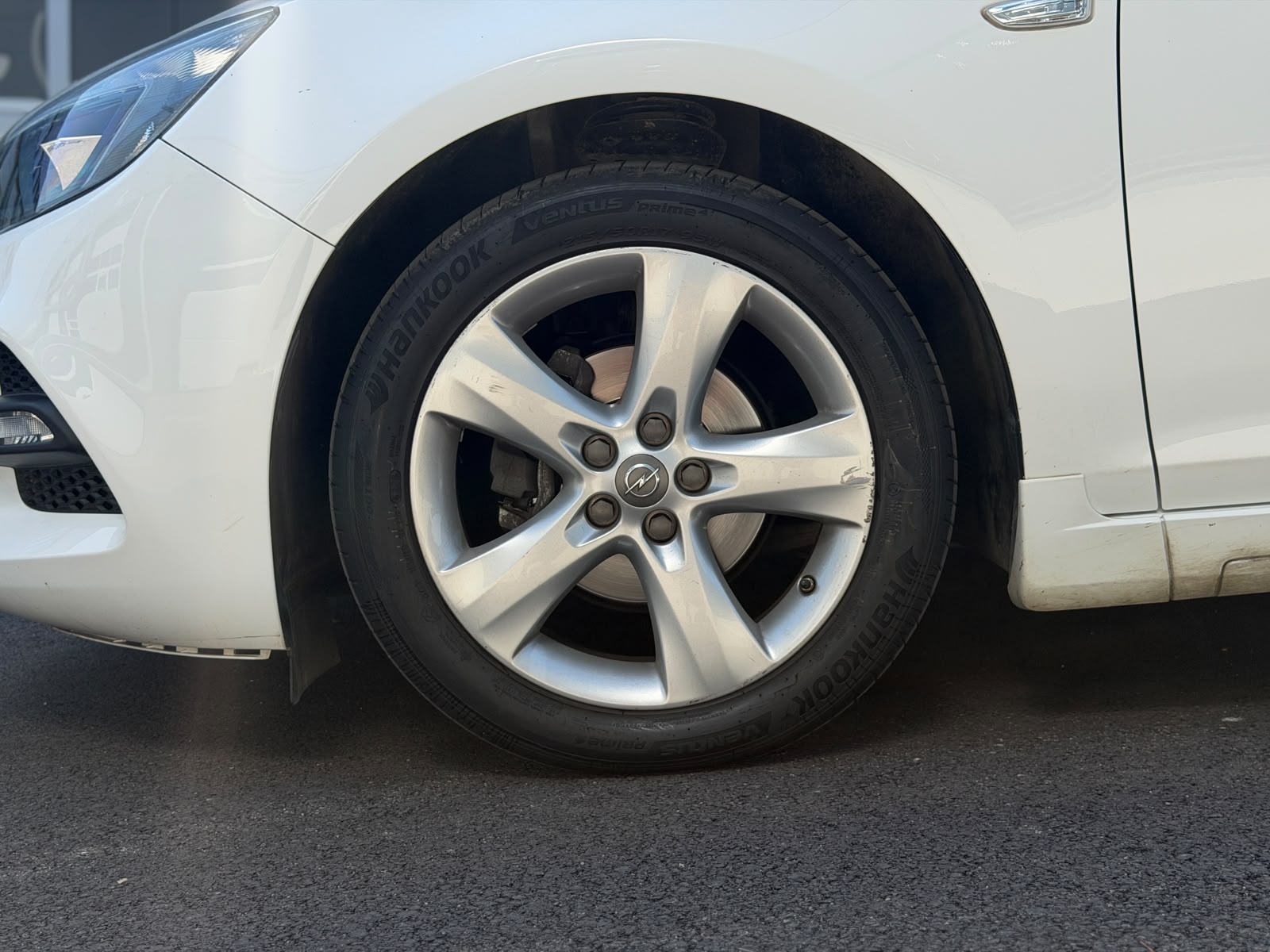 OPEL Astra SportsTourer 1.4i 16V Turbo Sport Automatic-image-1