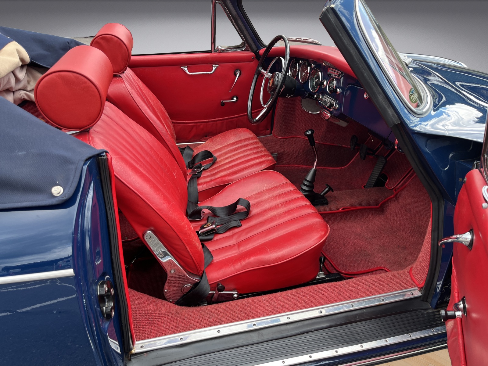 PORSCHE 356 B / T6 Cabriolet-image-14