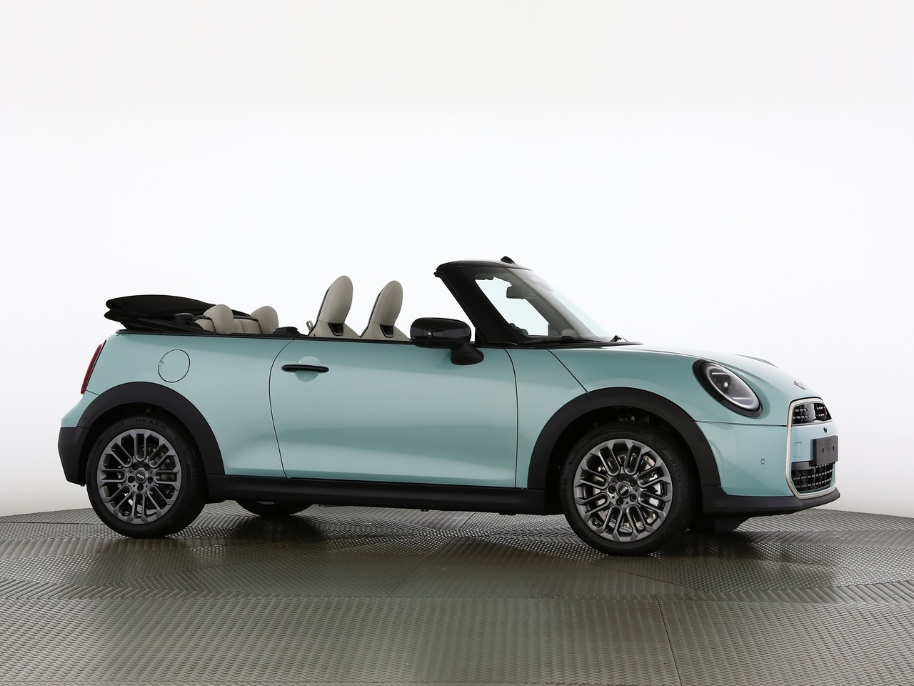 MINI Cooper S Cabriolet DKG-image-18