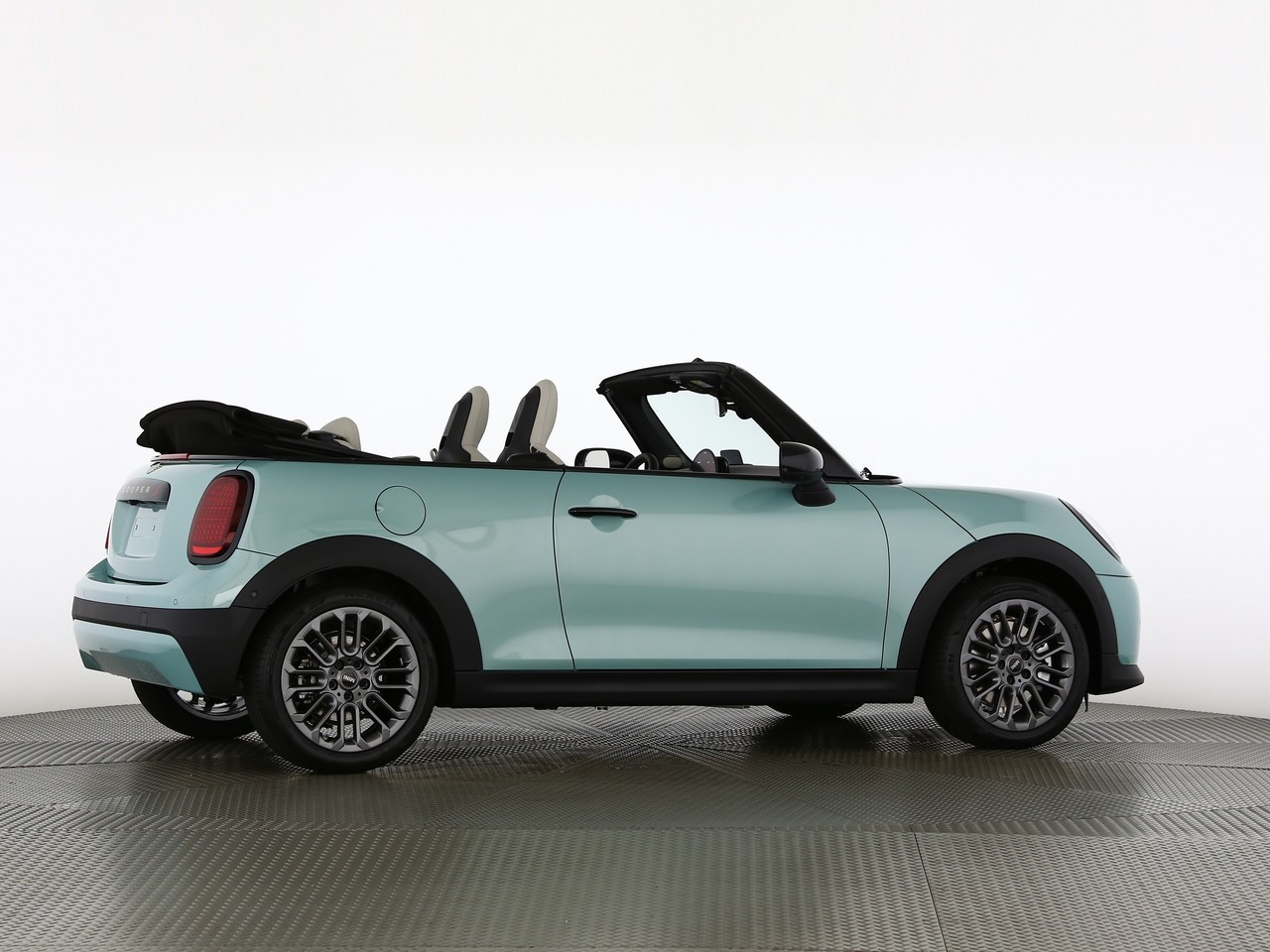 MINI Cooper S Cabriolet DKG-image-15