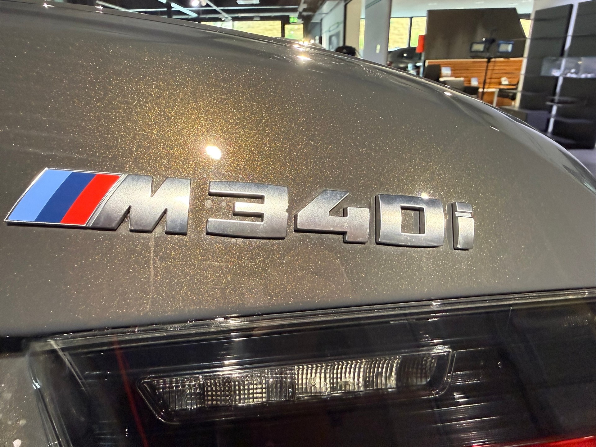 BMW M340i xDrive 48V Steptronic-image-22