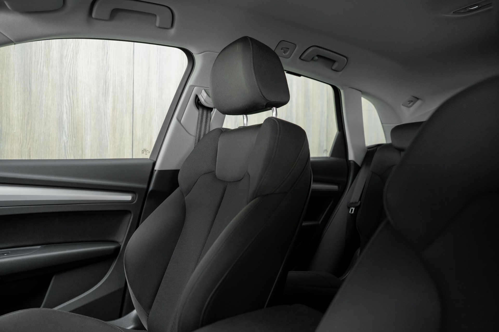 AUDI Q5 55 TFSI e PHEV S line quattro S-tronic-image-5