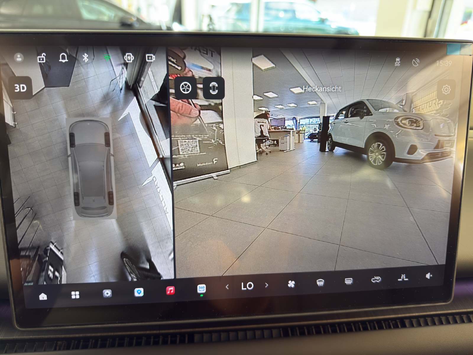 LEAPMOTOR C10 EV AWD-image-11