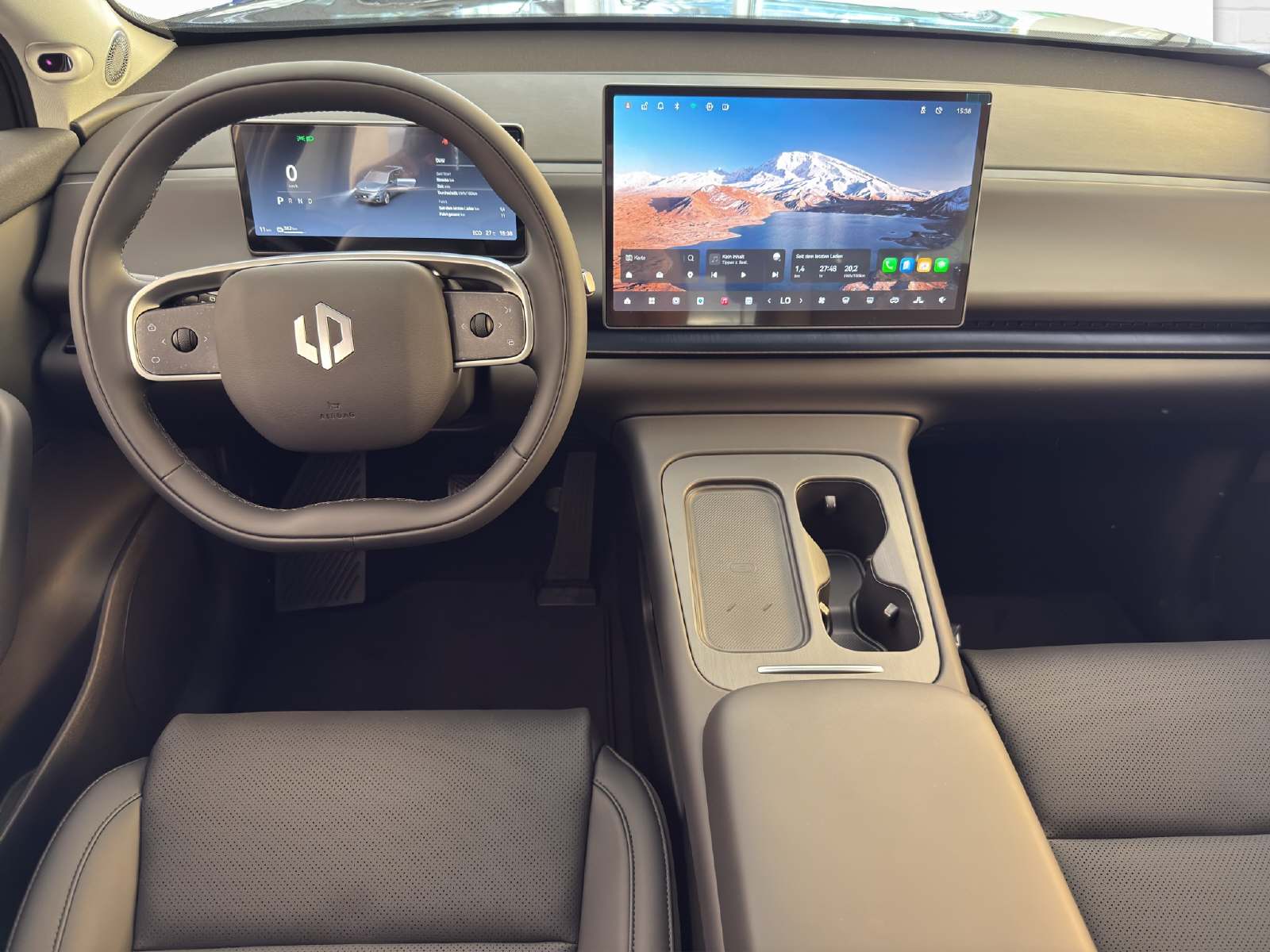 LEAPMOTOR C10 EV AWD-image-7