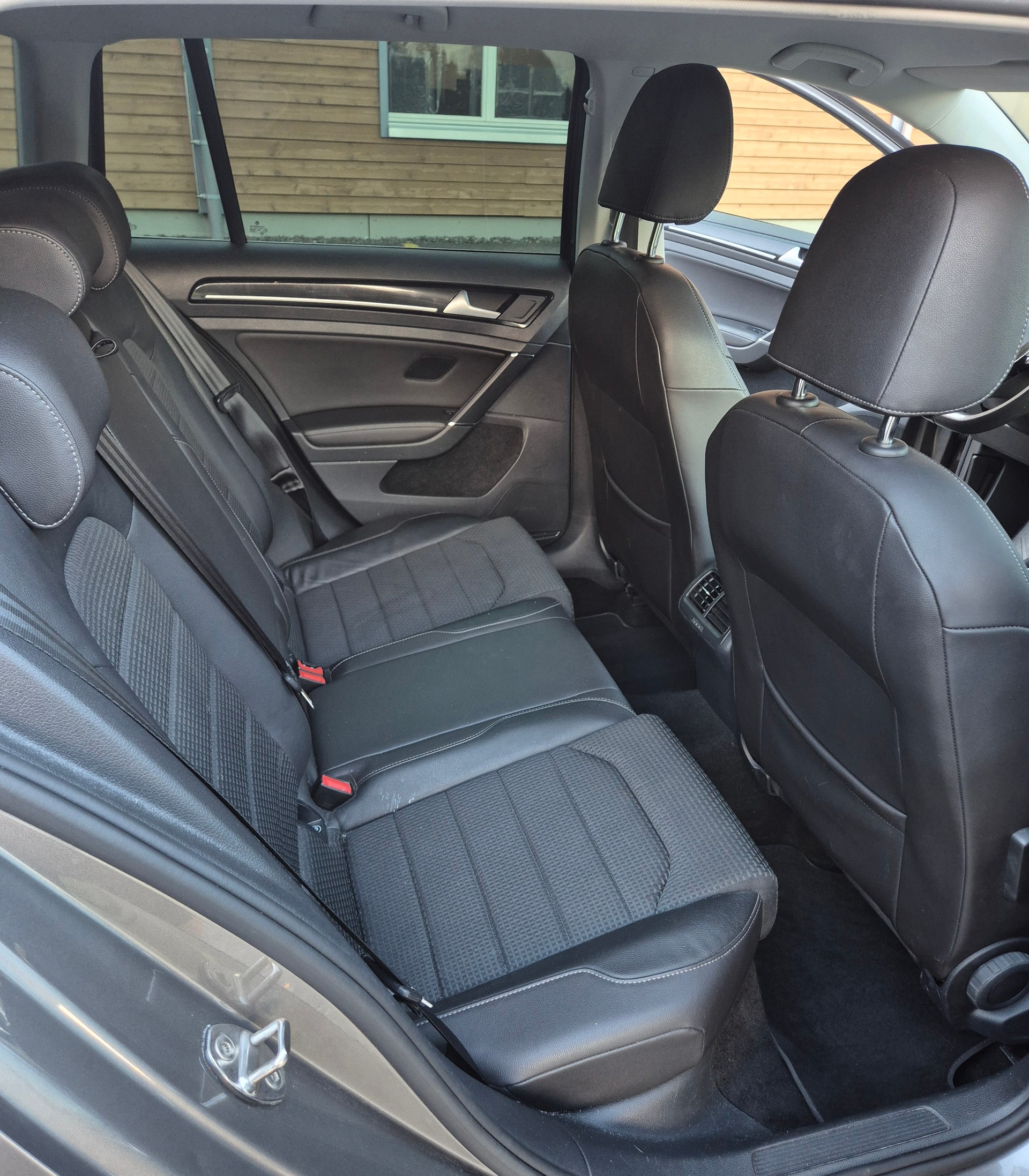 VW Golf 1.4 TSI Highline DSG-image-8