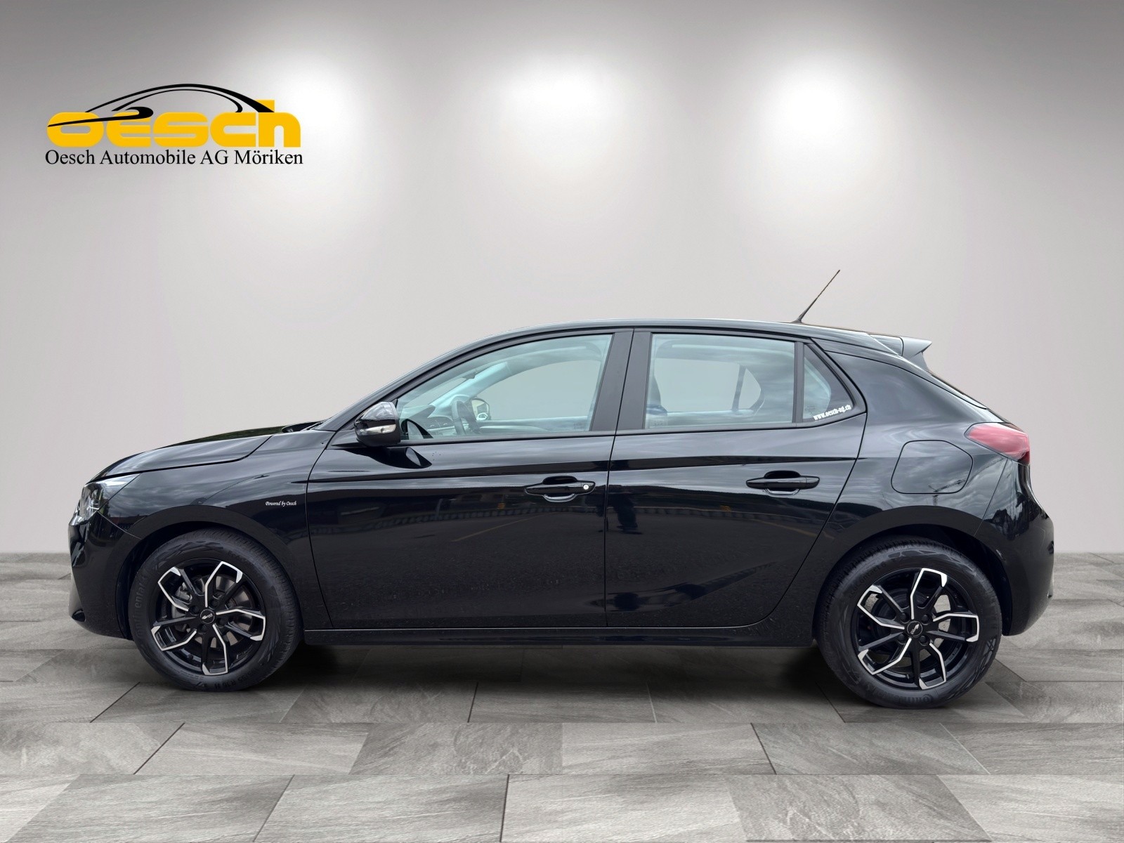OPEL Corsa 1.2 T Edition-image-1