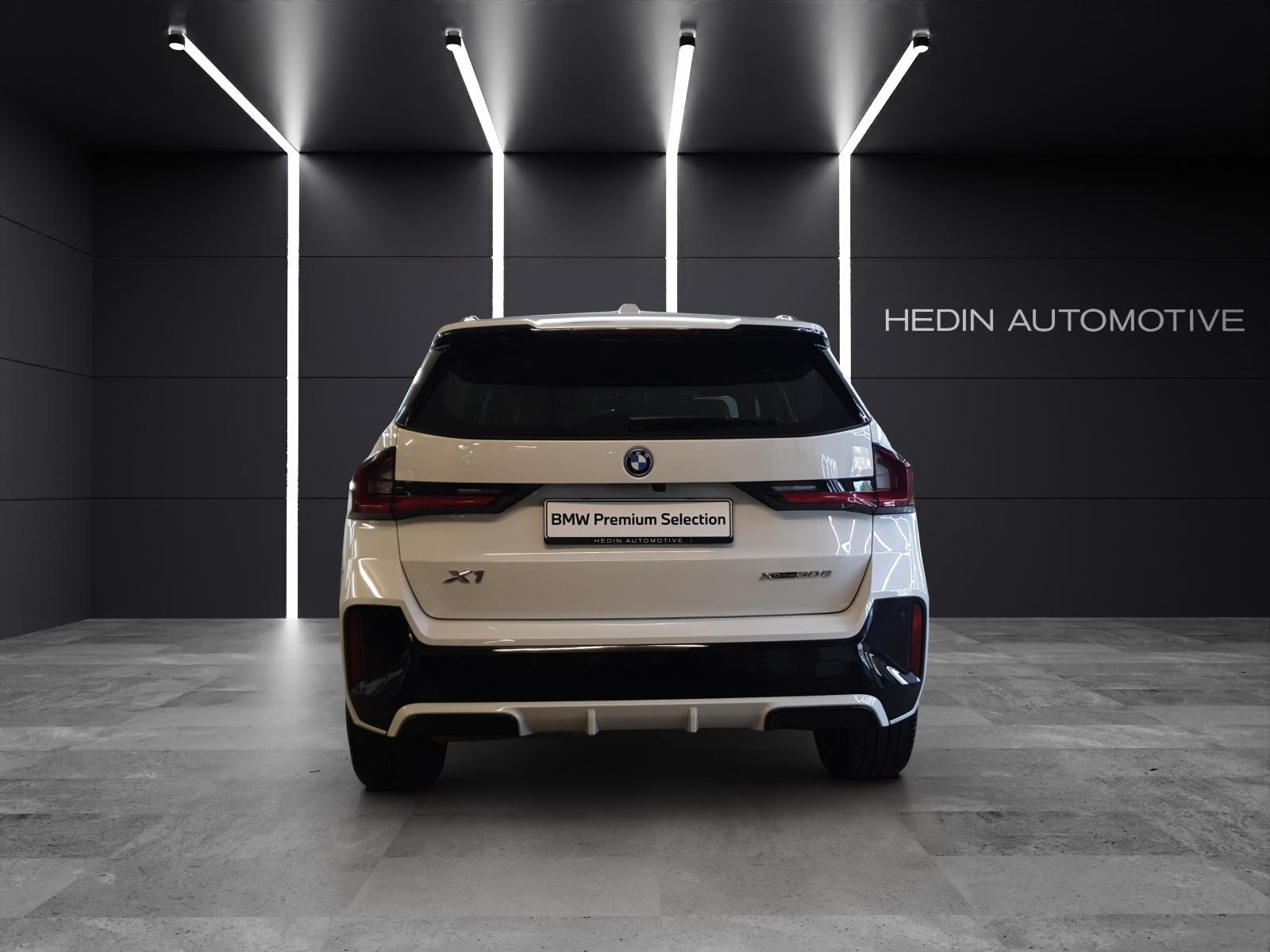 BMW X1 30e xDrive-image-3