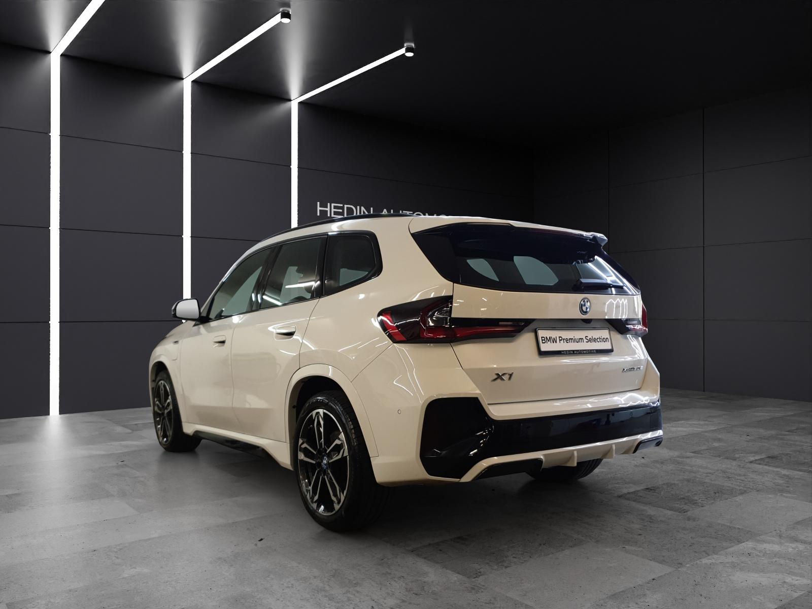 BMW X1 30e xDrive-image-2
