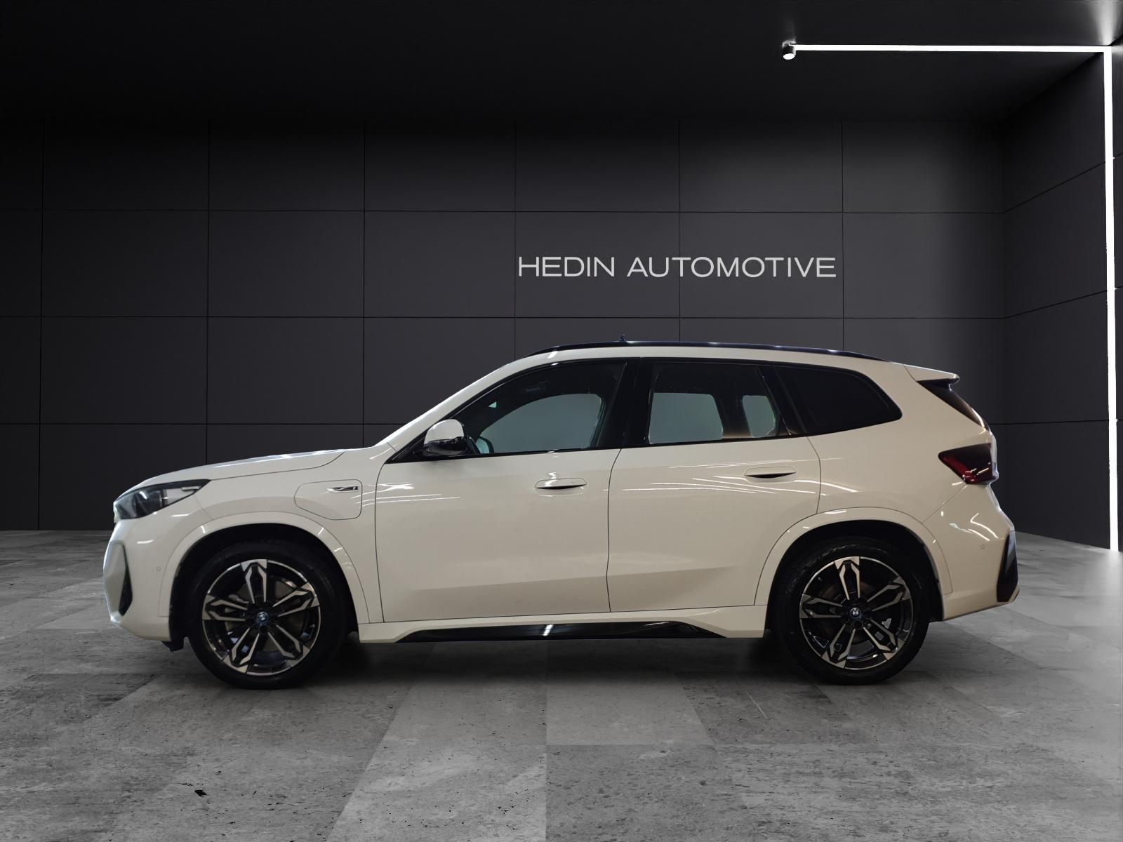 BMW X1 30e xDrive-image-1