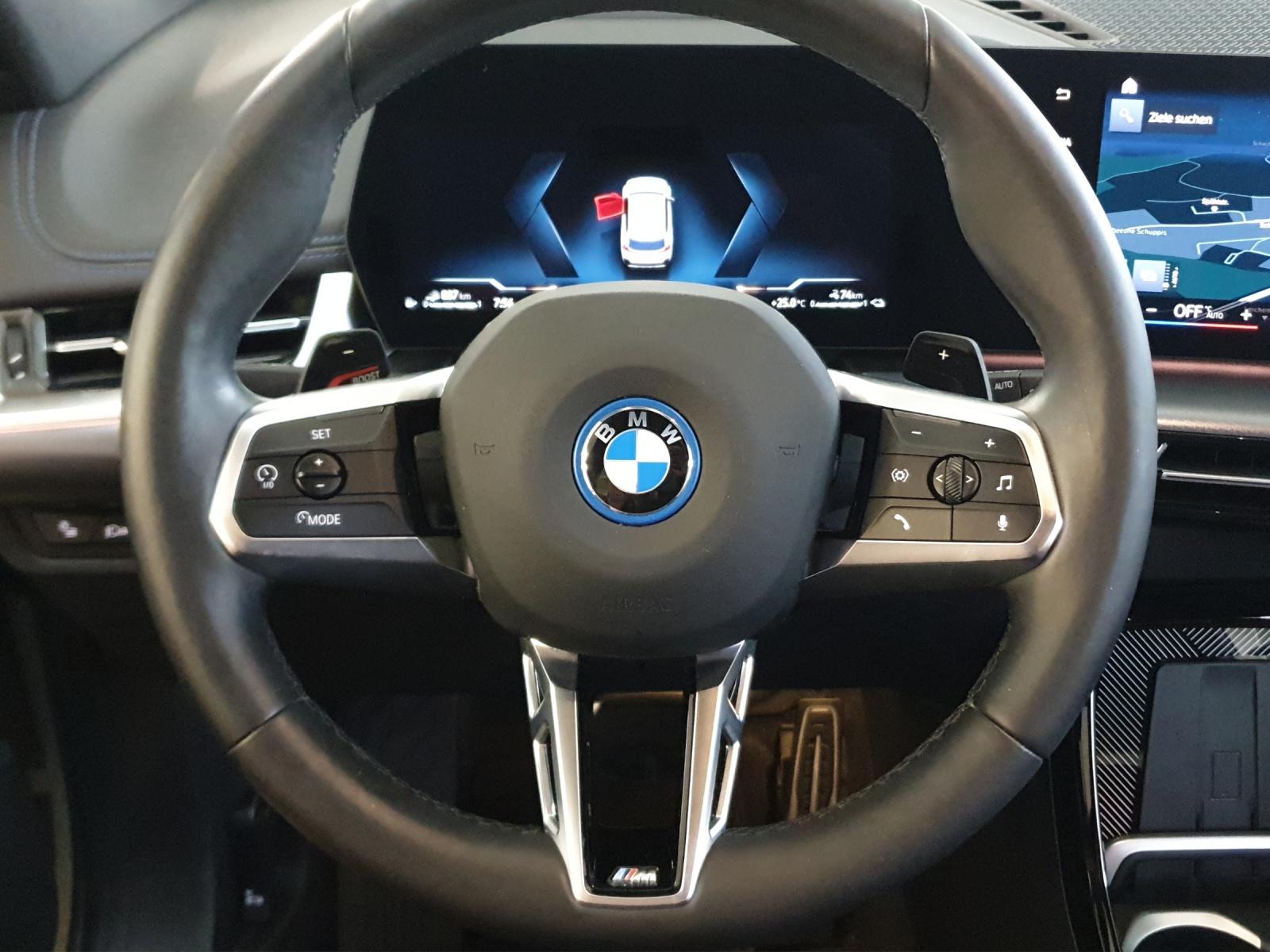 BMW X1 30e xDrive-image-18