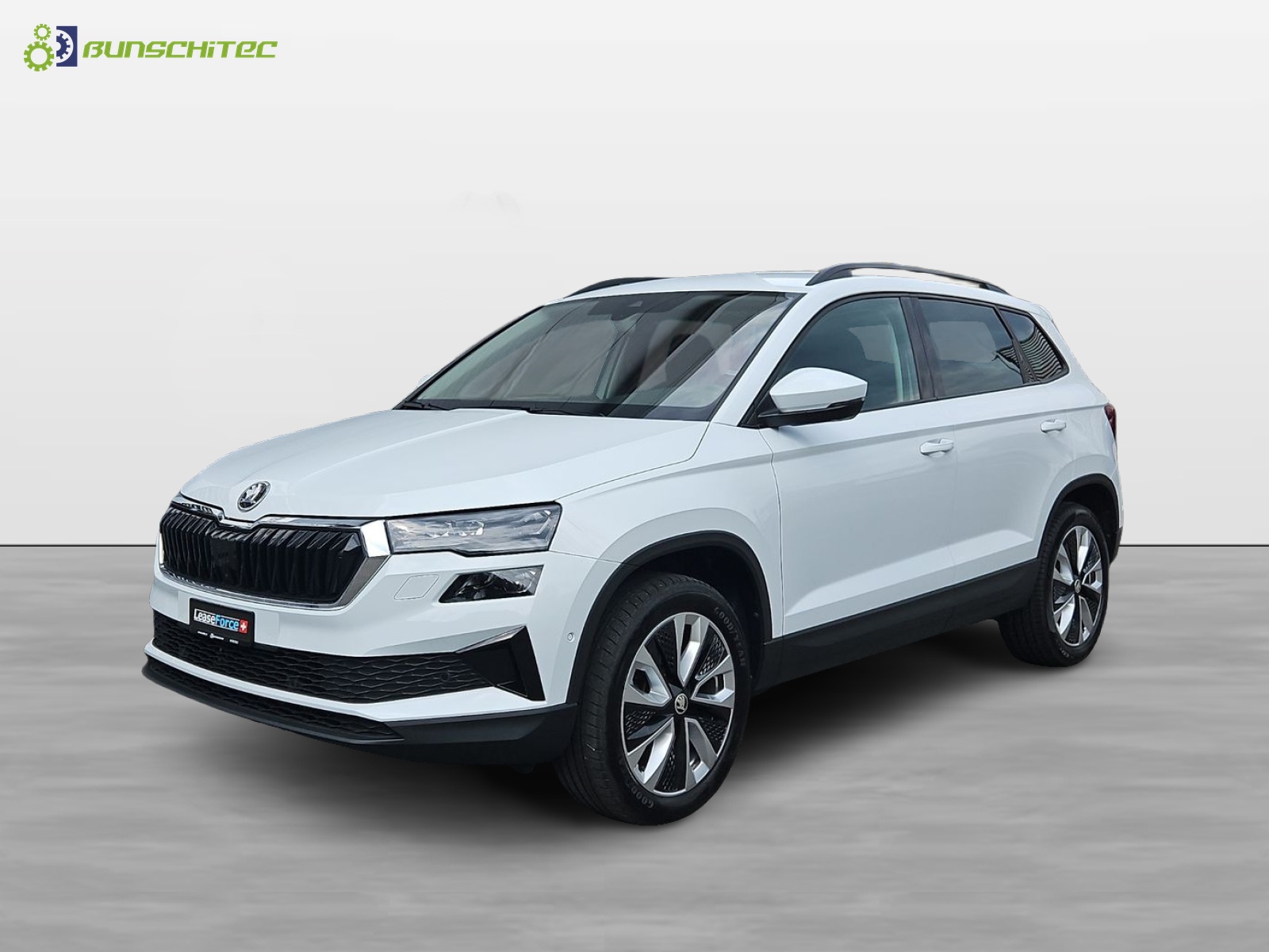 SKODA Karoq 2.0 TDI Style 4x4 DSG-image-0