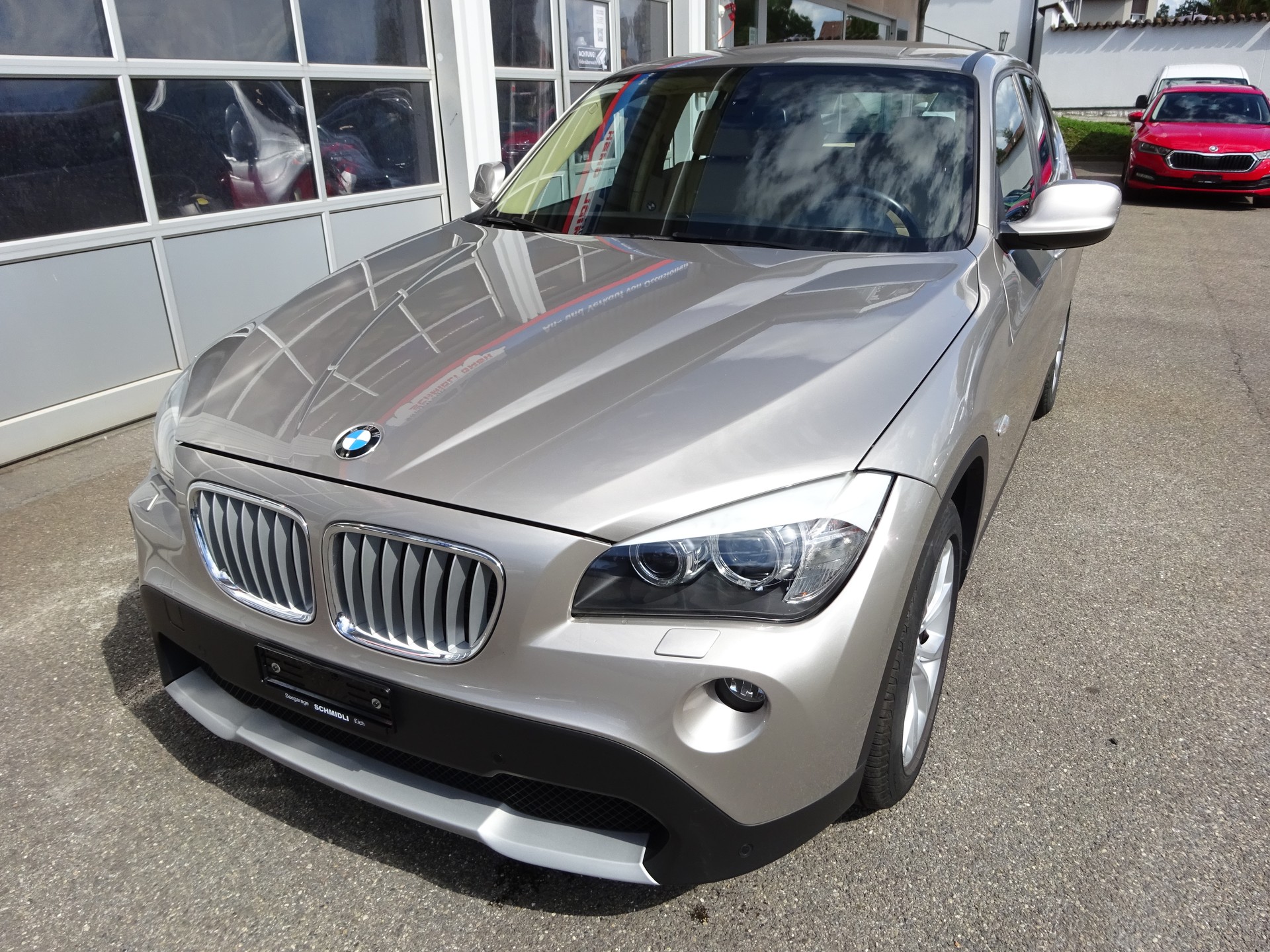 BMW X1 xDrive 28i Steptronic-image-0