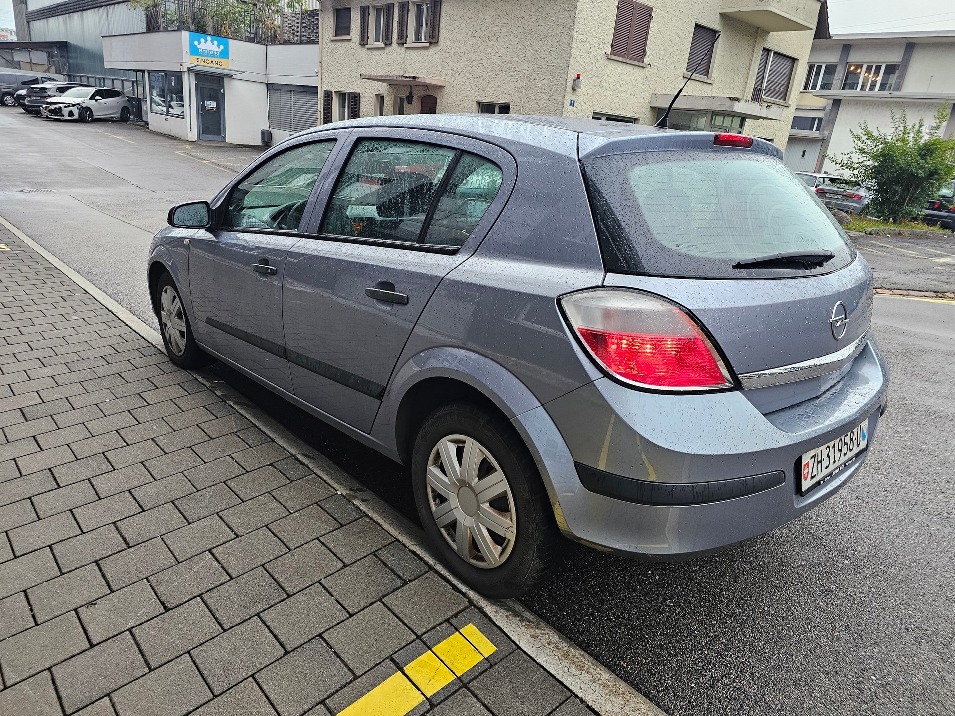 OPEL Astra 1.8i 16V Cosmo-image-5
