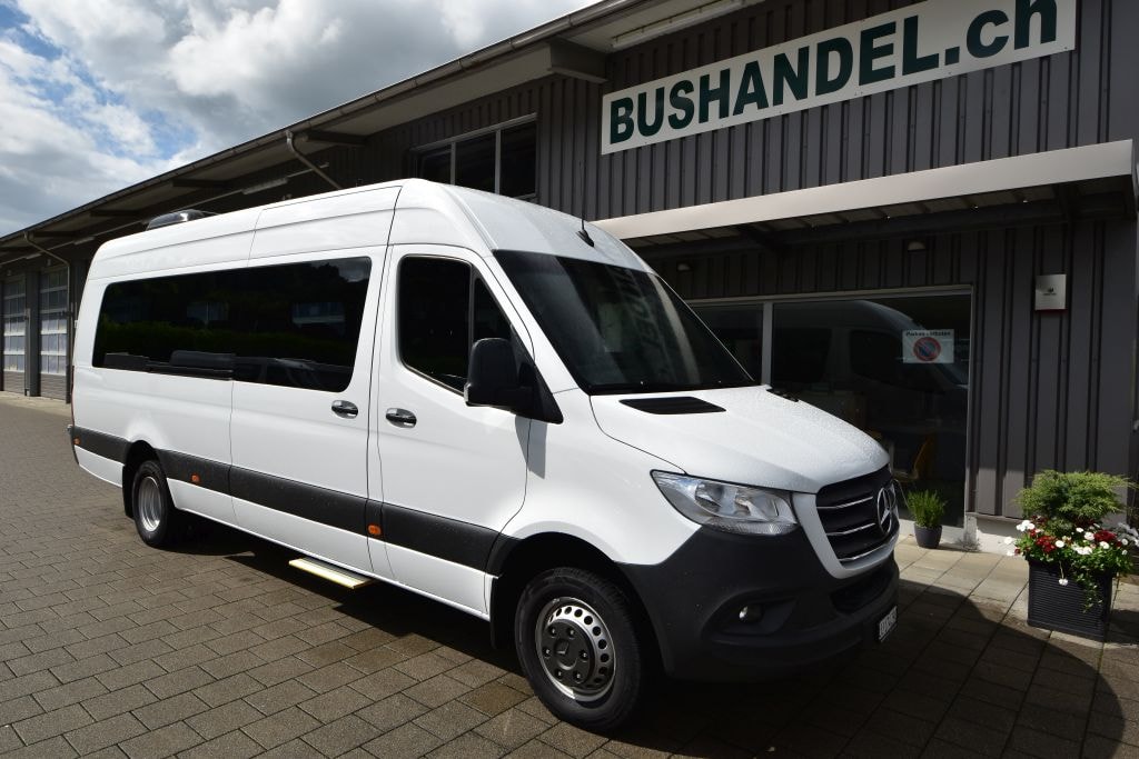MERCEDES-BENZ Midibus mit 17/21 Sitzplätzen-image-1