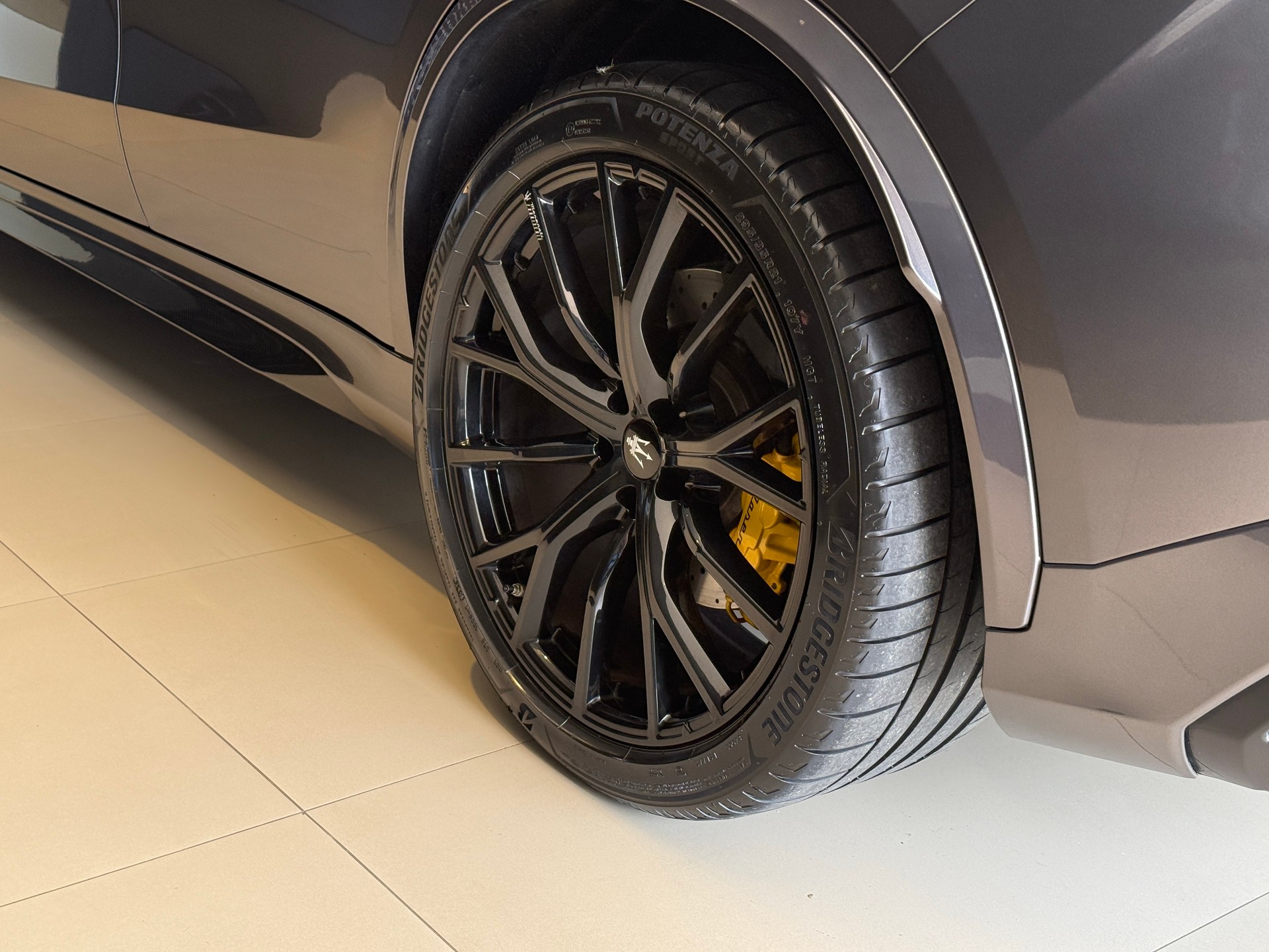 MASERATI Grecale 3.0 Trofeo Automatica-image-12