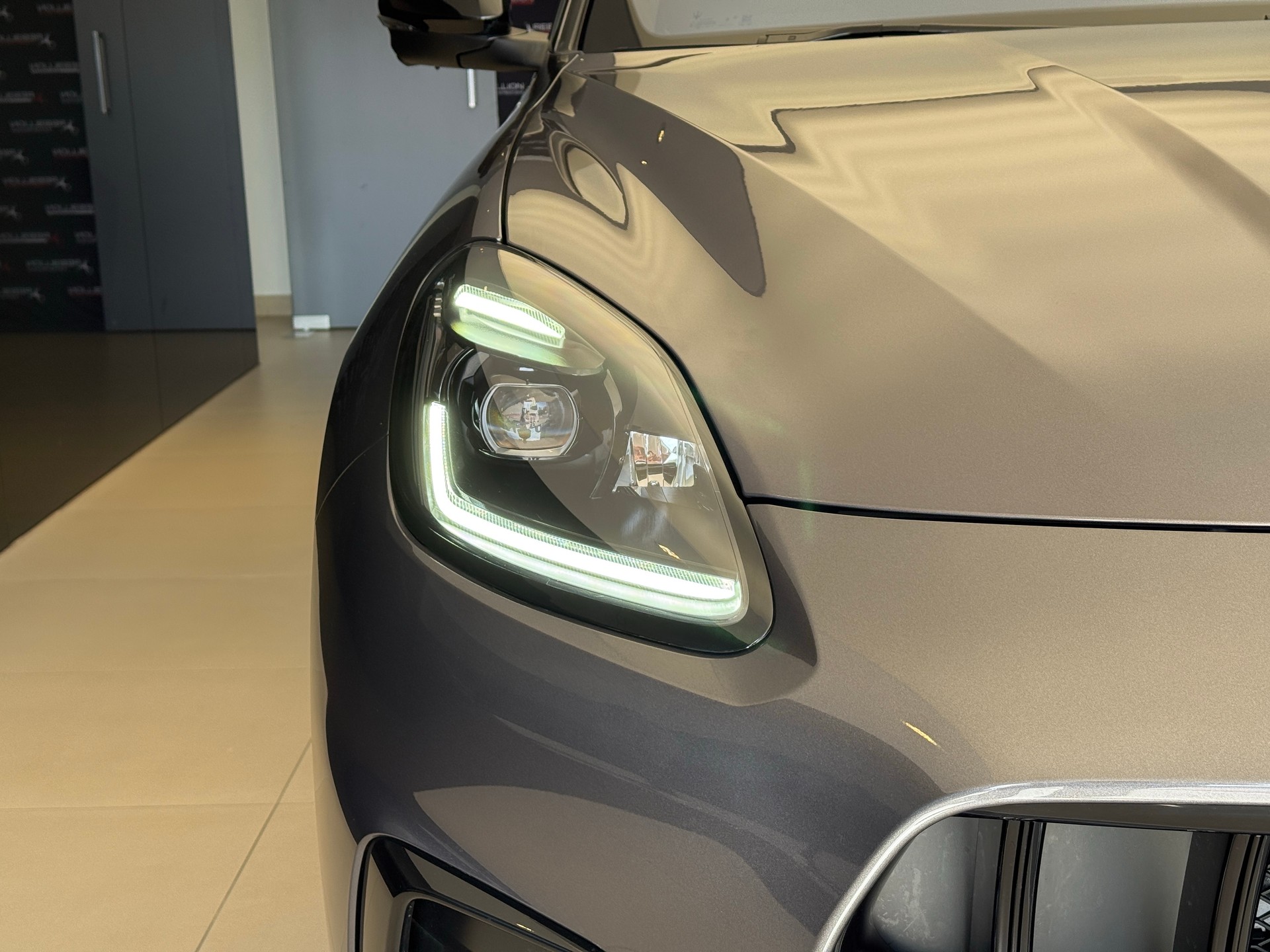 MASERATI Grecale 3.0 Trofeo Automatica-showroom-element-3