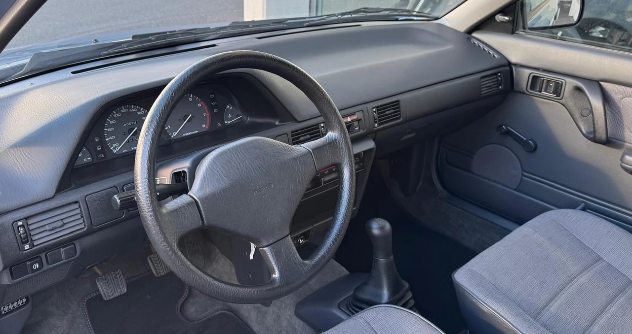 MAZDA 323 1.6i LX *Neuwagen*-image-6