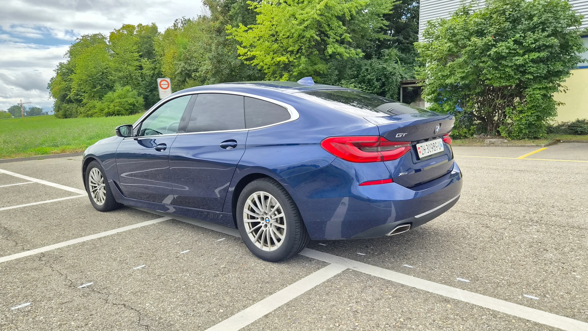 BMW 640i GT xDrive Luxury Line Steptronic-image-2
