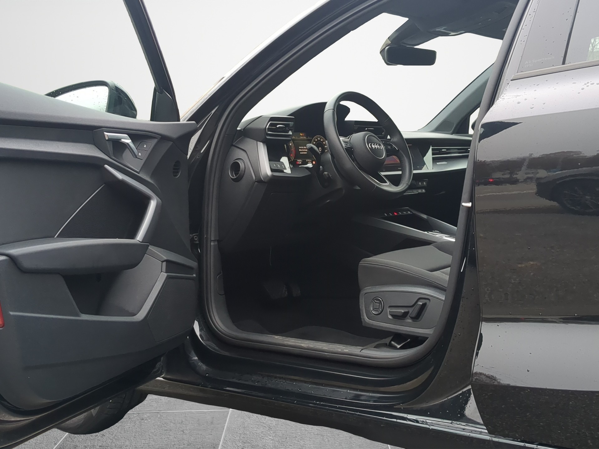 AUDI A3 Sportback 35 TFSI advanced Attraction S-tronic-image-3