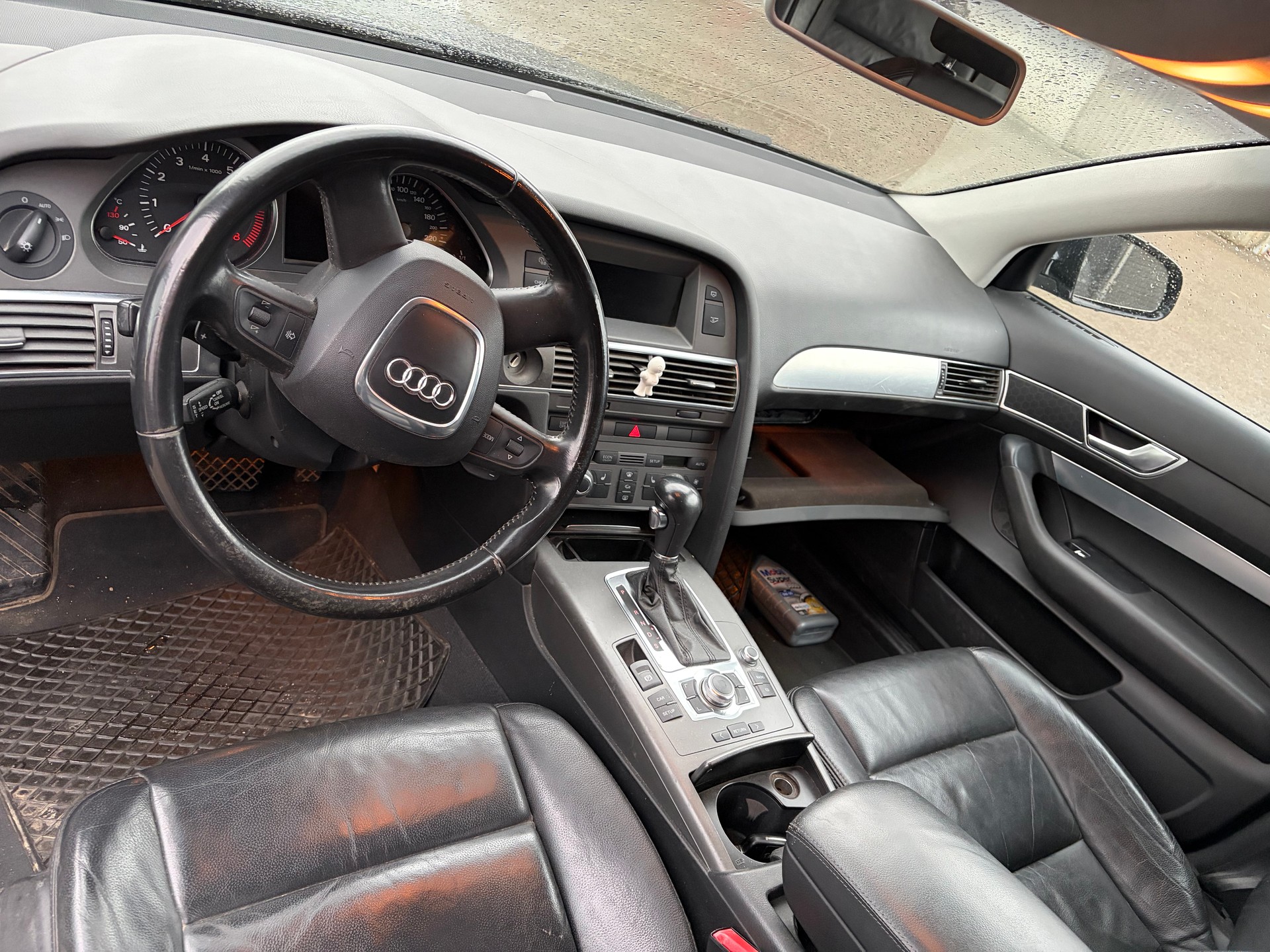 AUDI 2.4 V6 24V-image-2