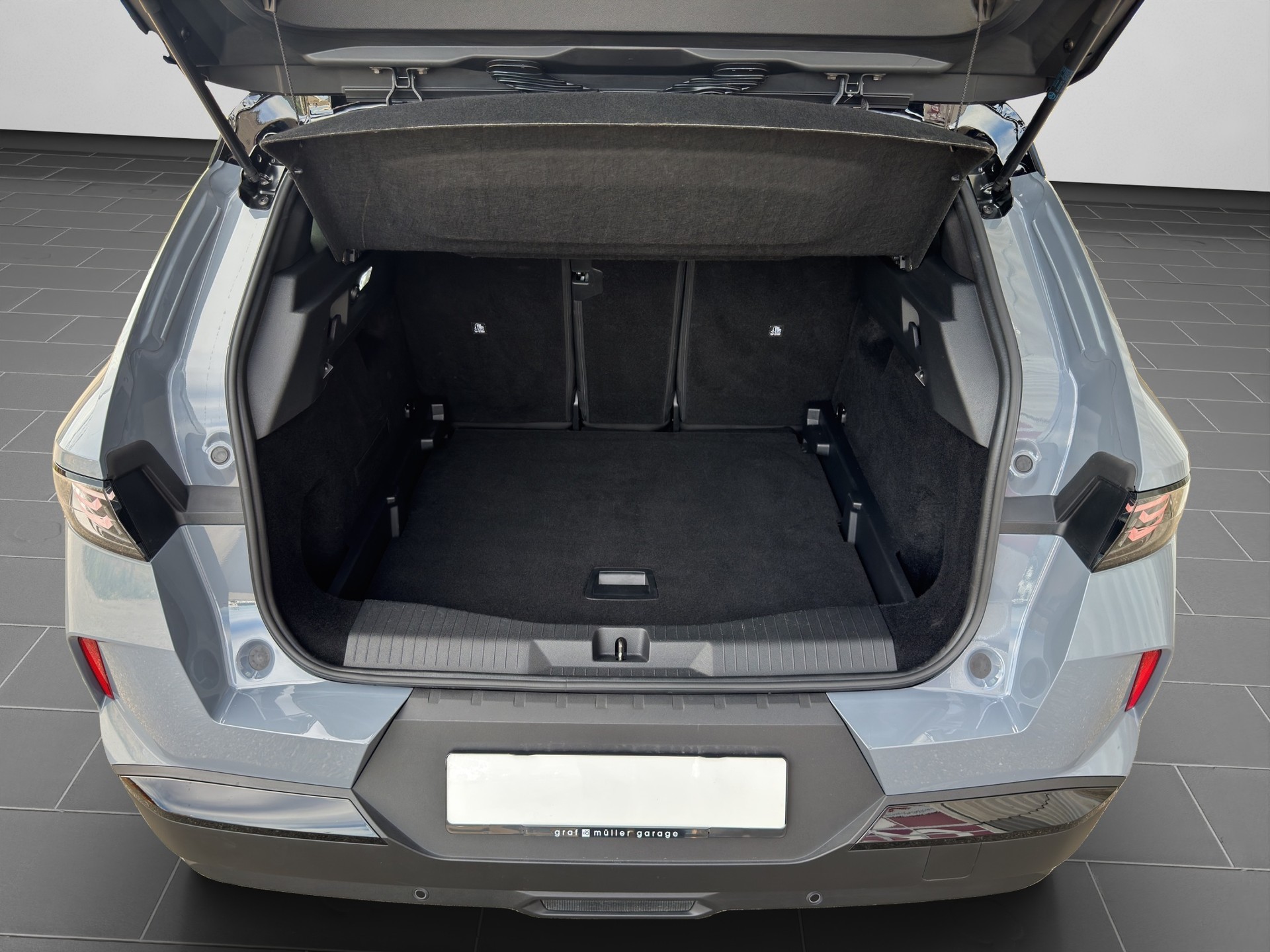 OPEL GS 145 Hybrid-image-14