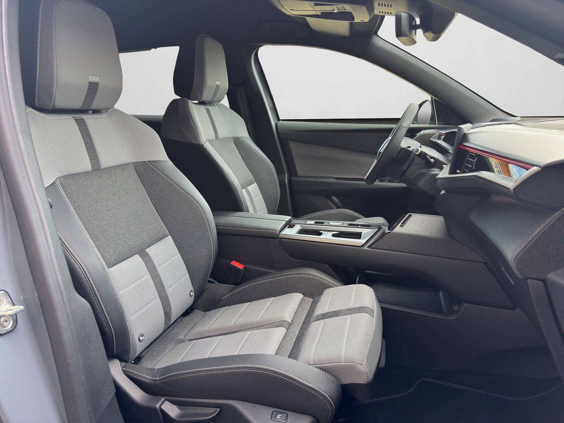 OPEL GS 145 Hybrid-image-9
