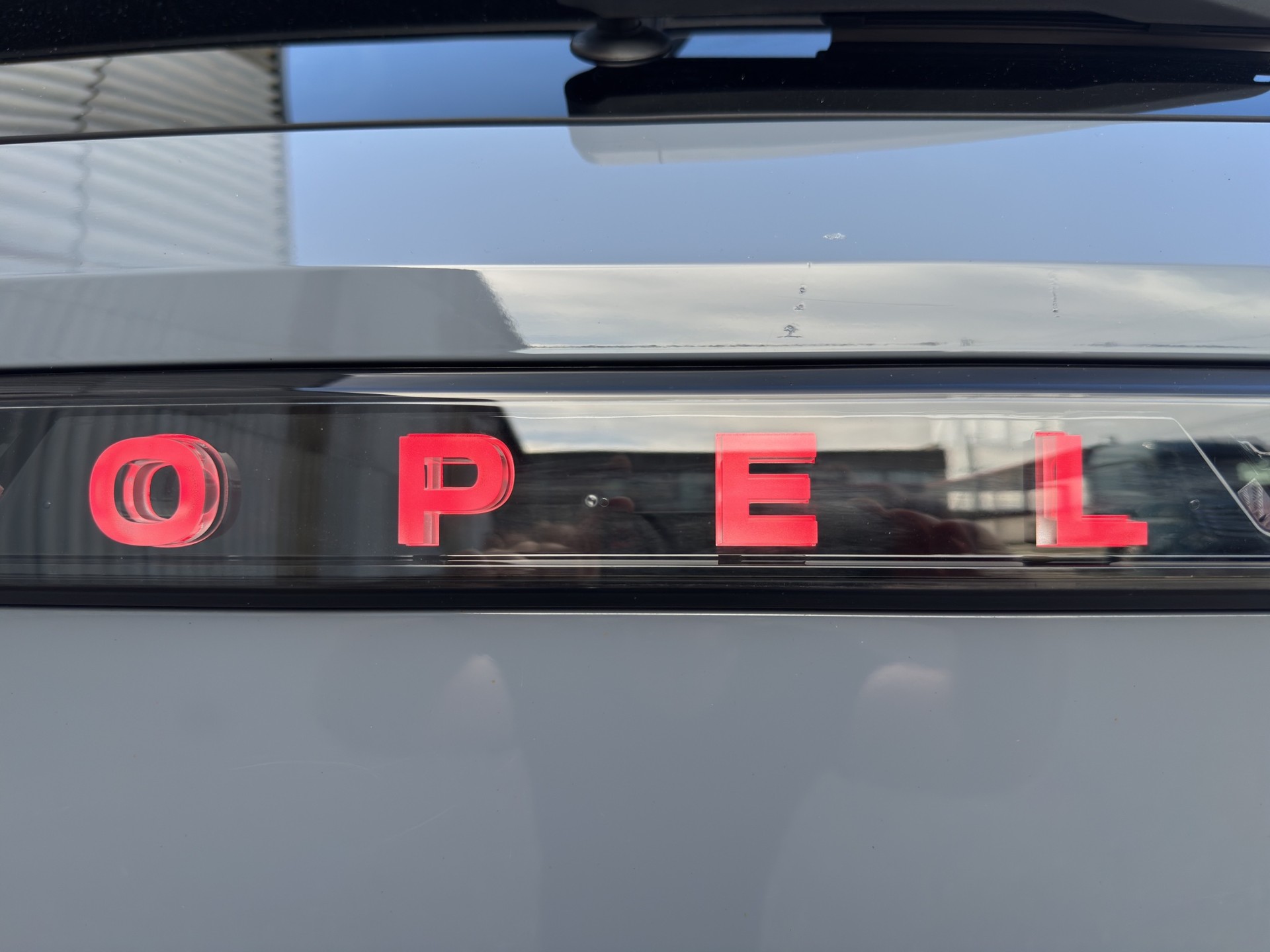OPEL GS 145 Hybrid-image-18