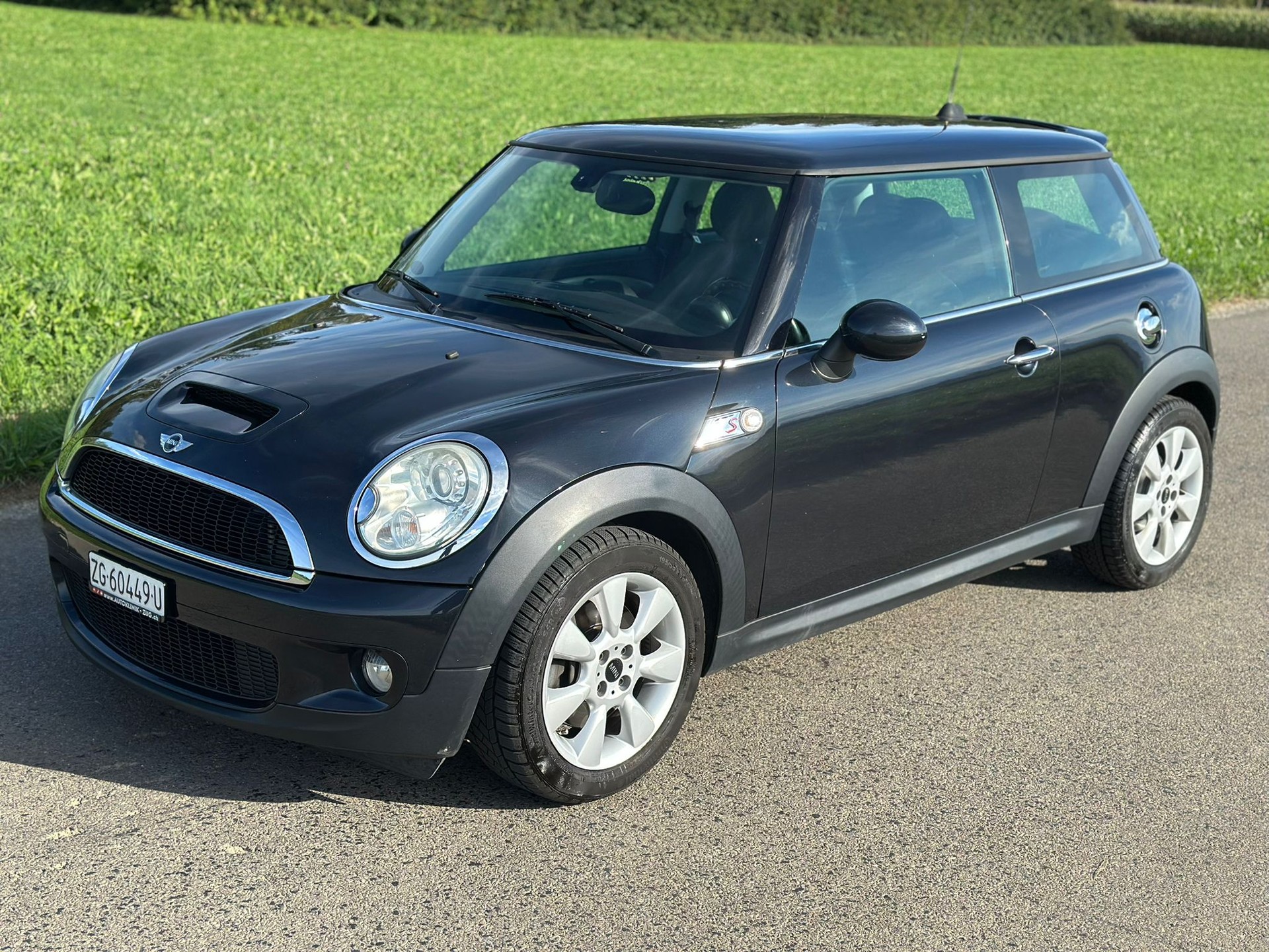 MINI Cooper S-image-1