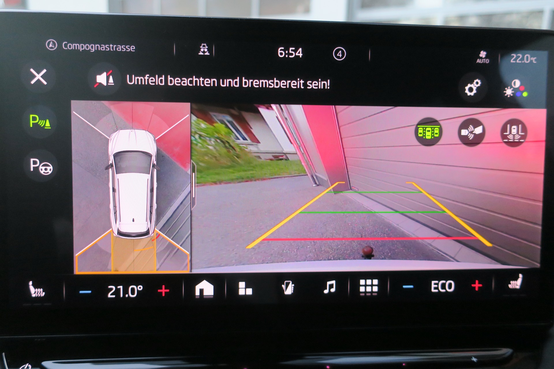 SKODA Enyaq iV 80x SportLine-image-12