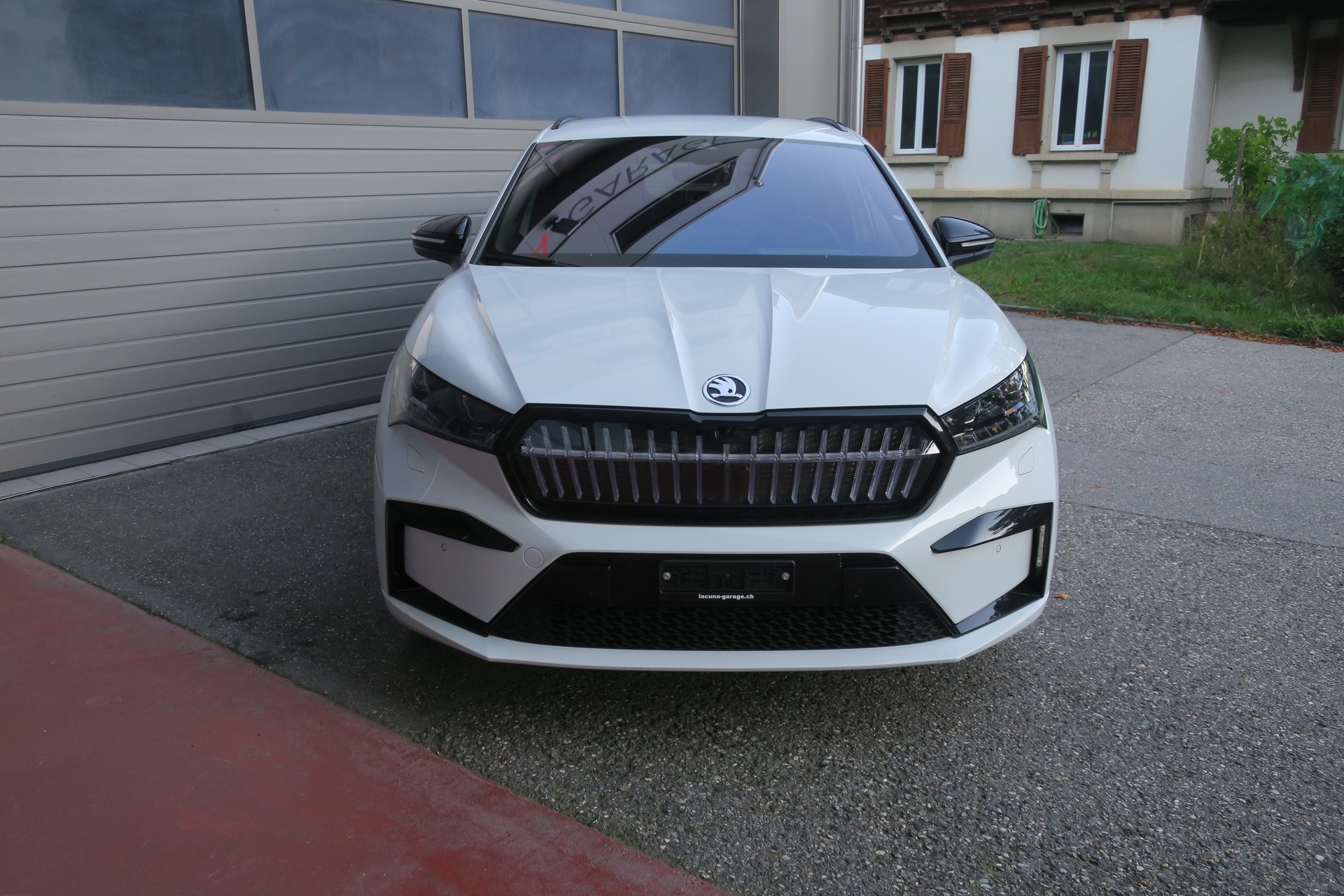 SKODA Enyaq iV 80x SportLine-image-1